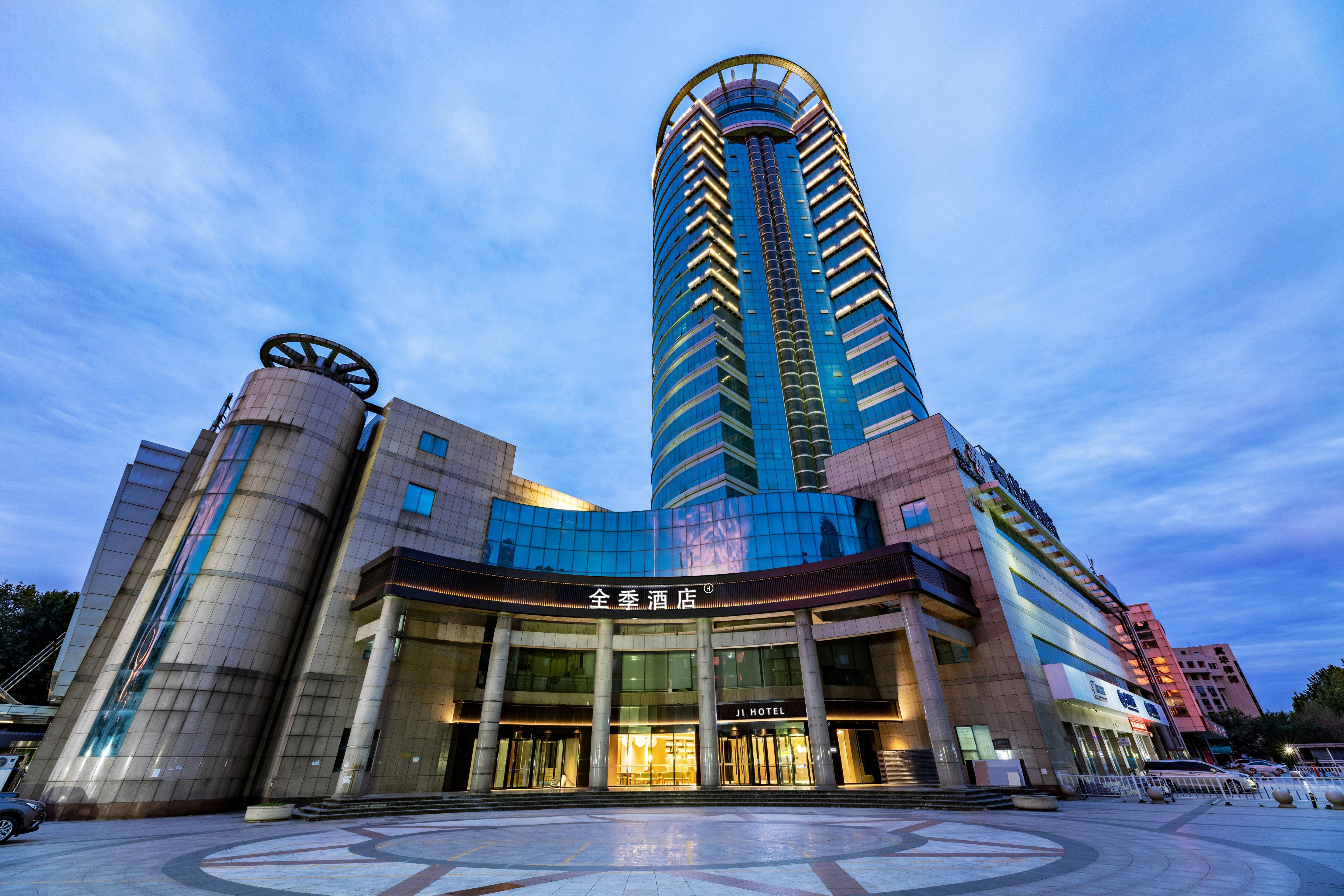 全季唐山火车站酒店