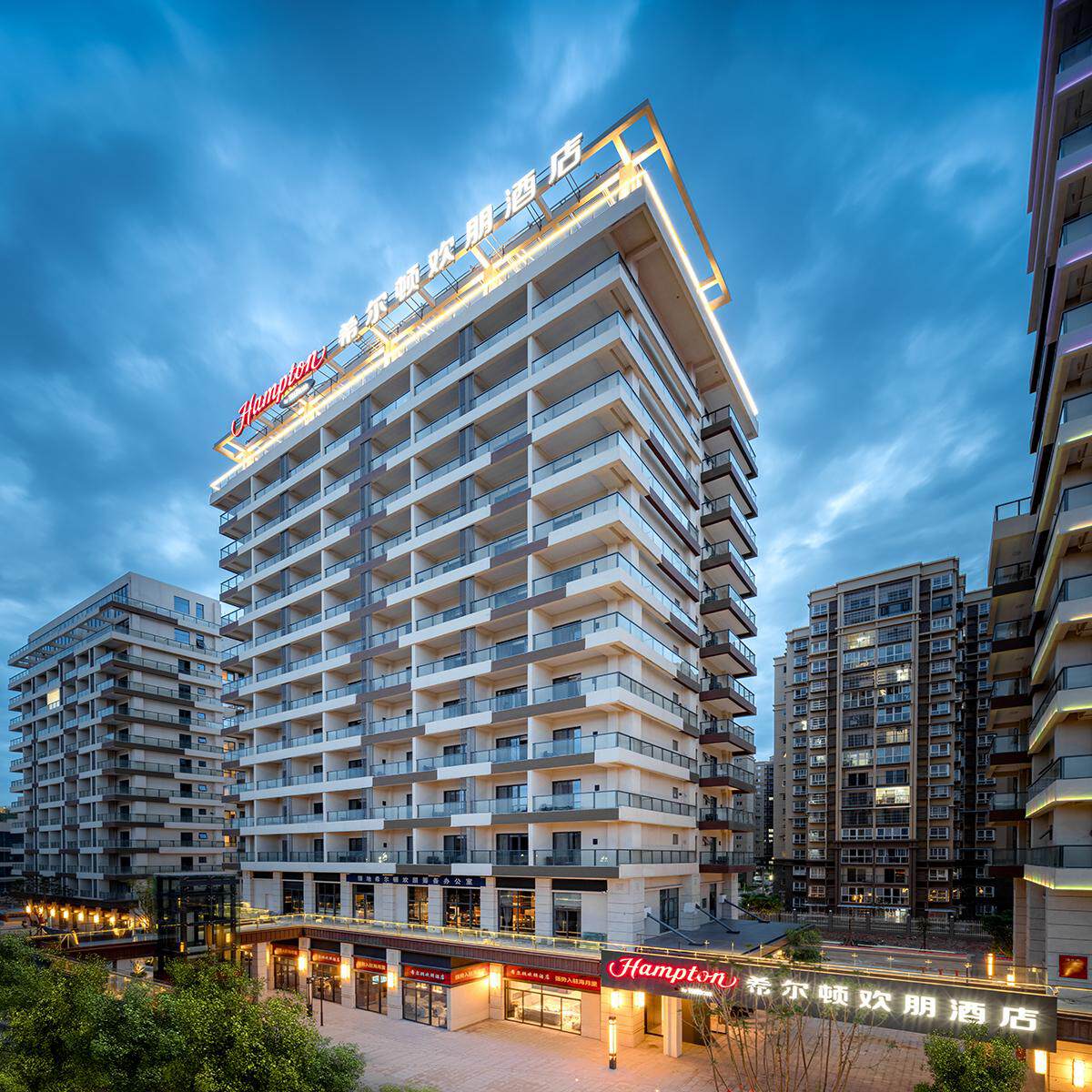 西昌邛海希尔顿欢朋酒店