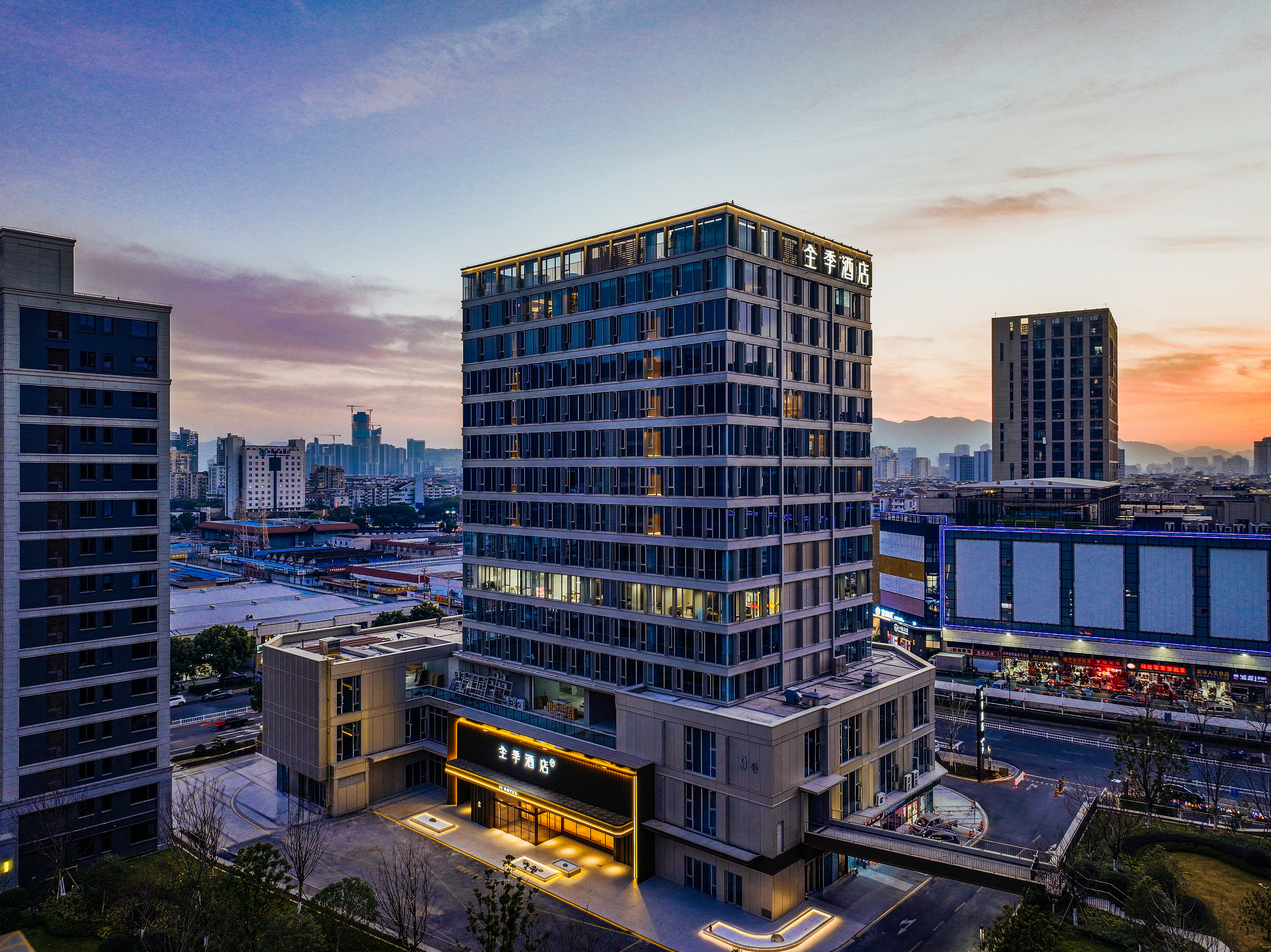 全季杭州富阳银泰酒店