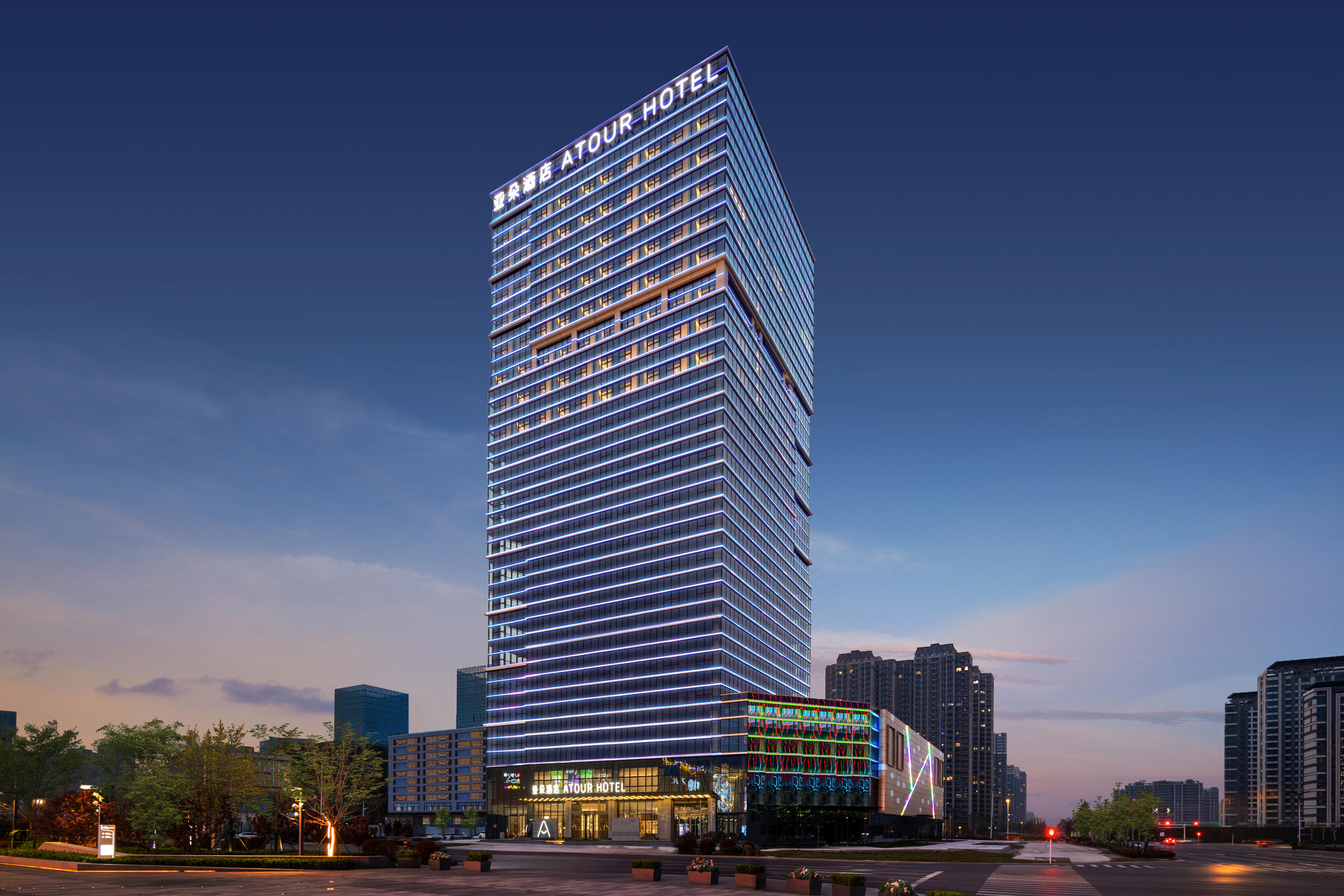 邯郸东站万象汇亚朵酒店