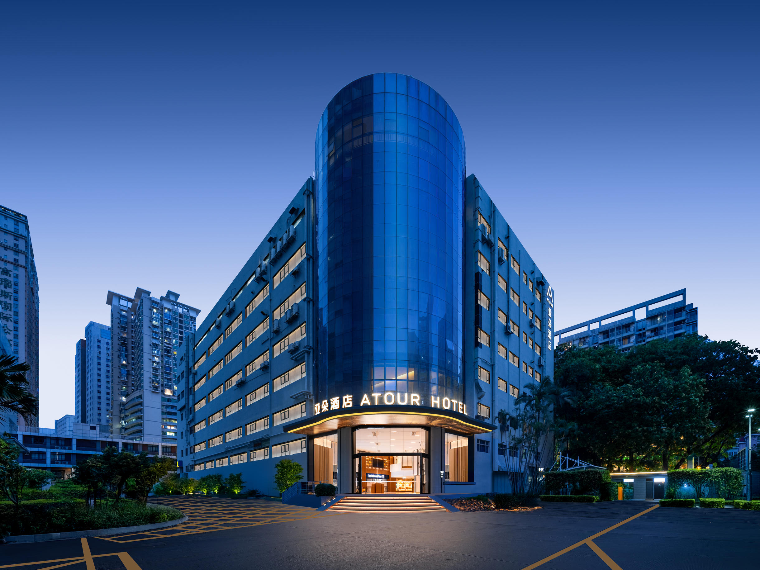 深圳CBD福田地铁站亚朵酒店