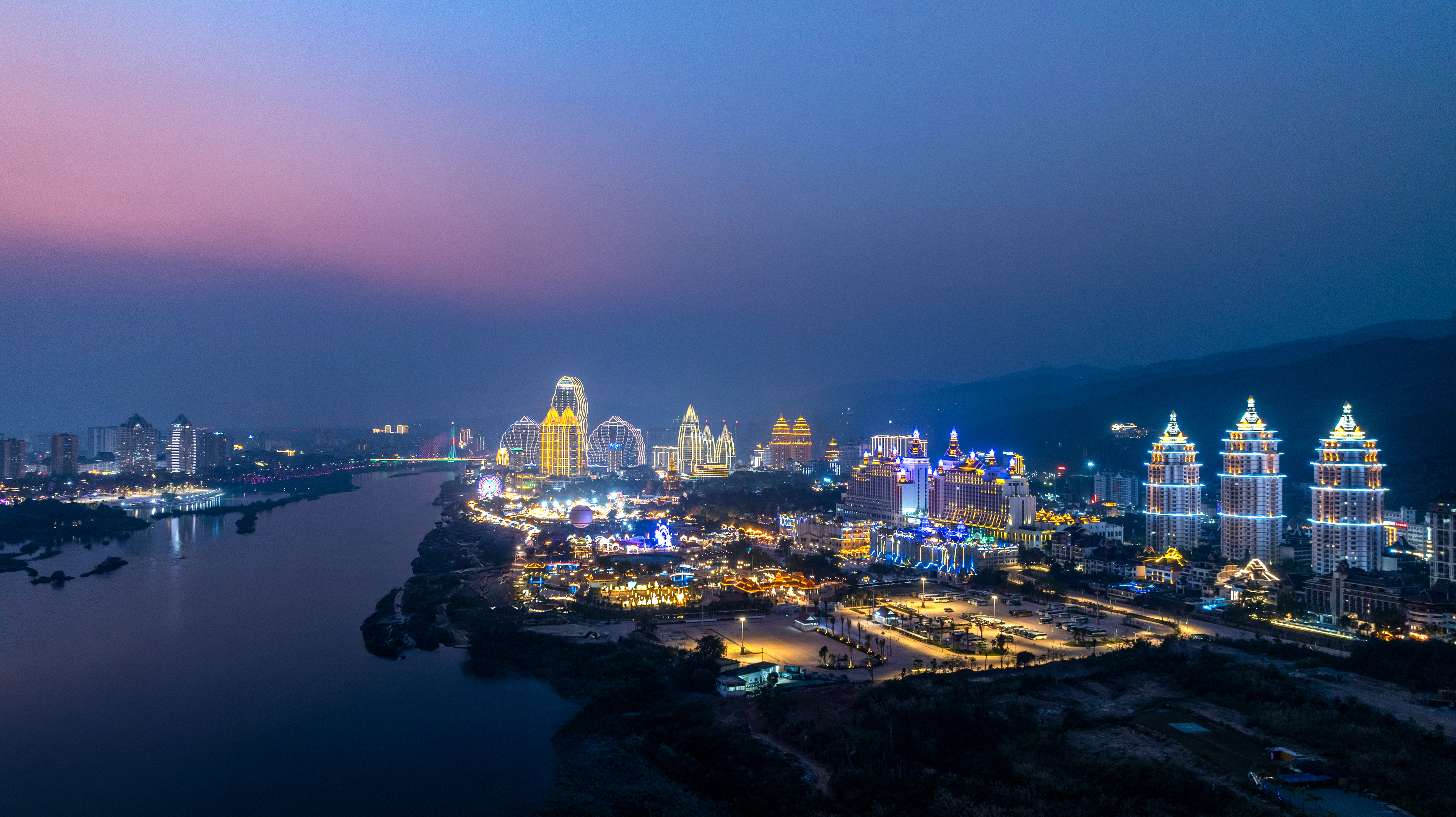 西双版纳告庄澜沧江畔漫心酒店