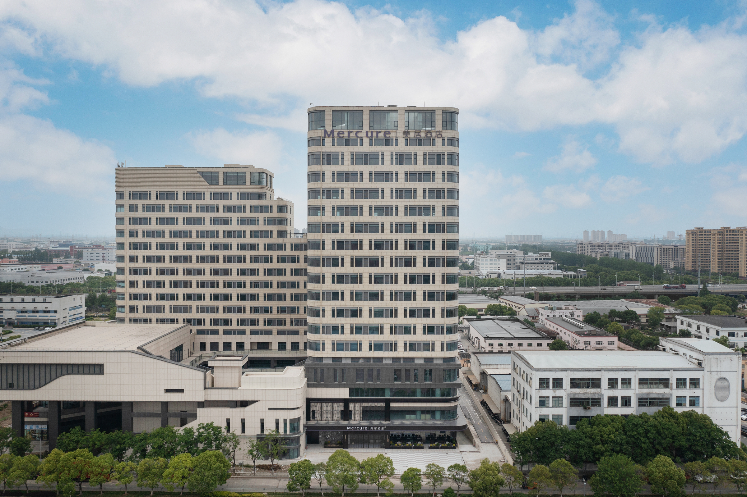 昆山北门路美居酒店