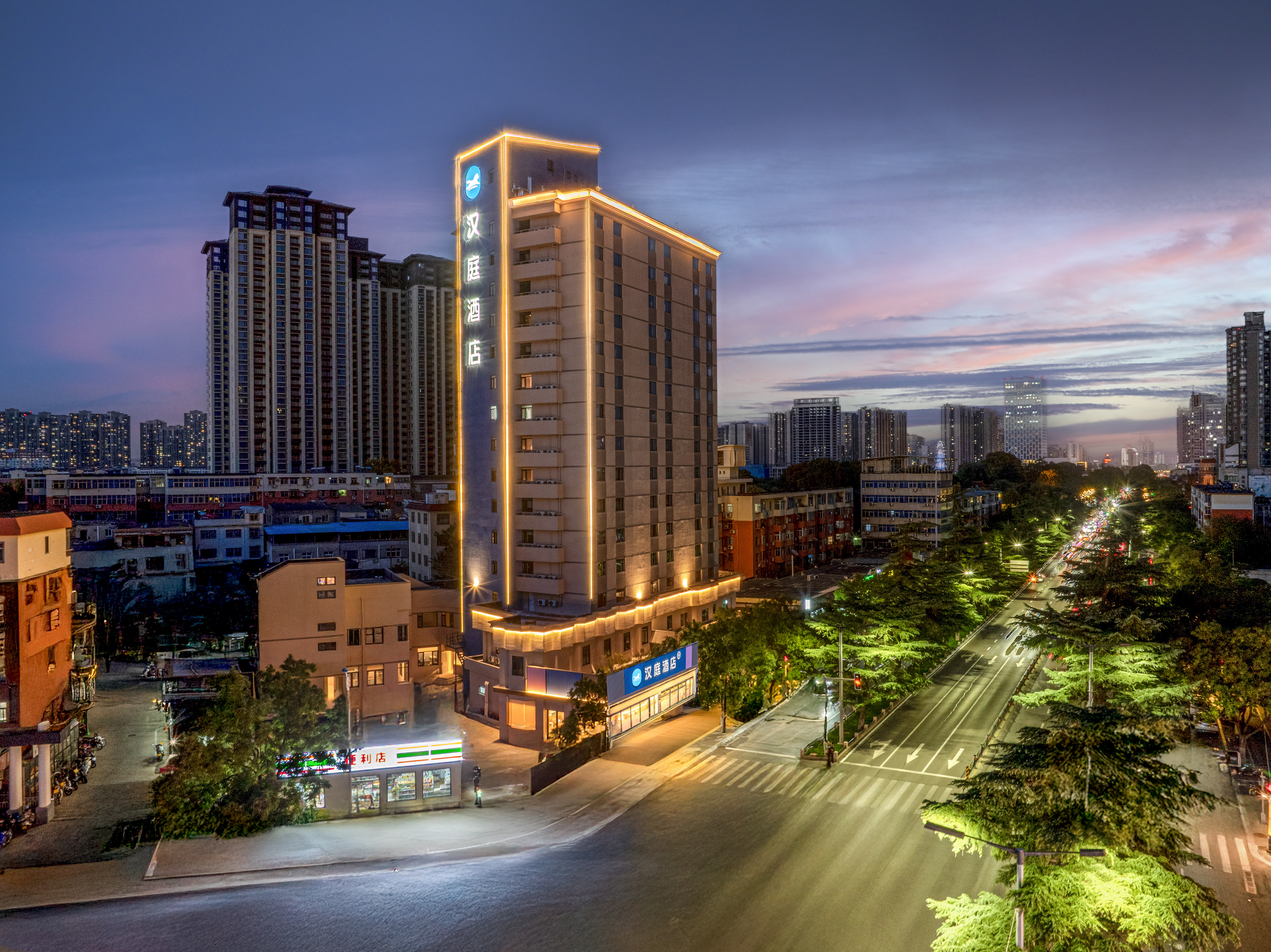 汉庭洛阳王城公园地铁站酒店