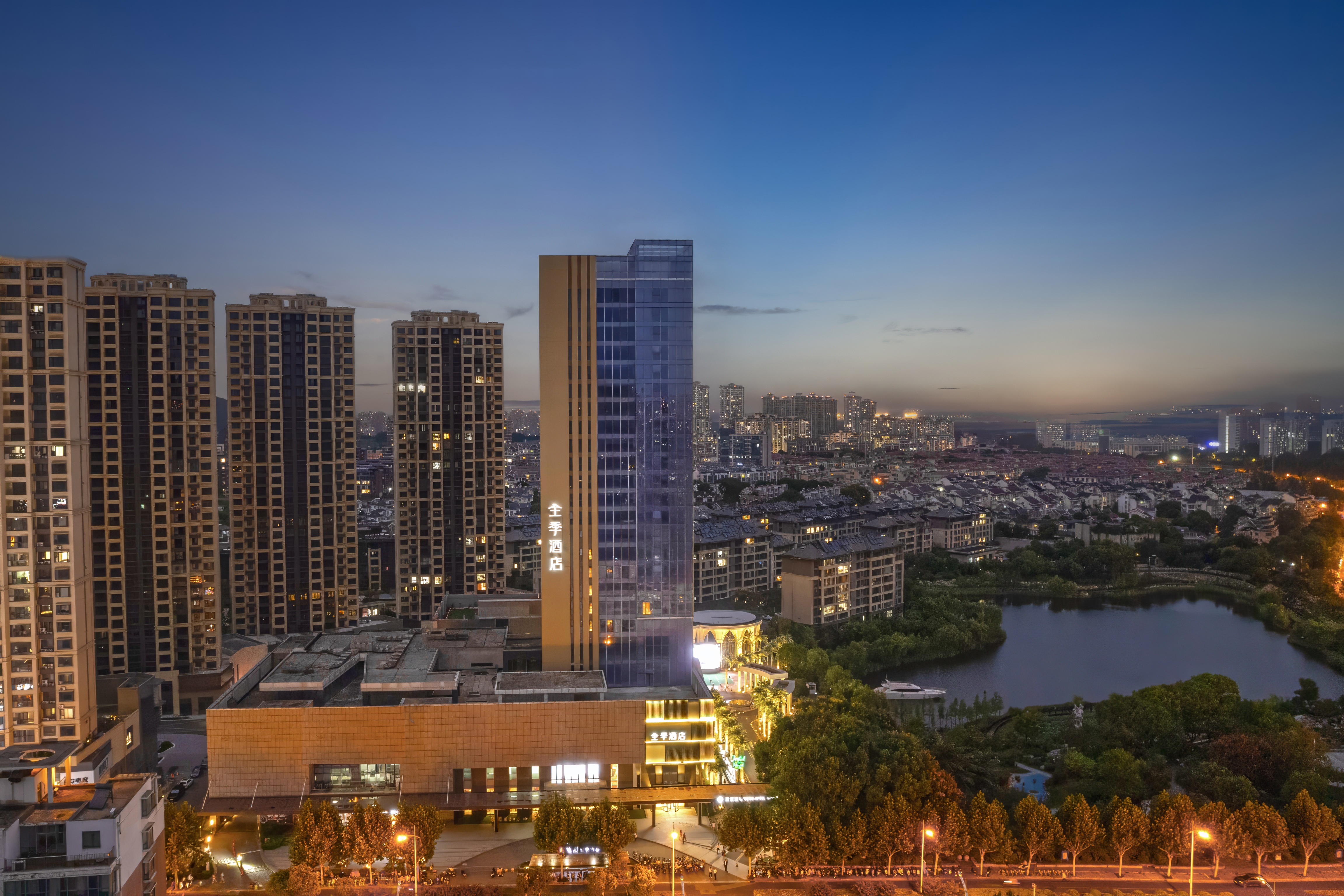 全季镇江江苏大学学府路酒店