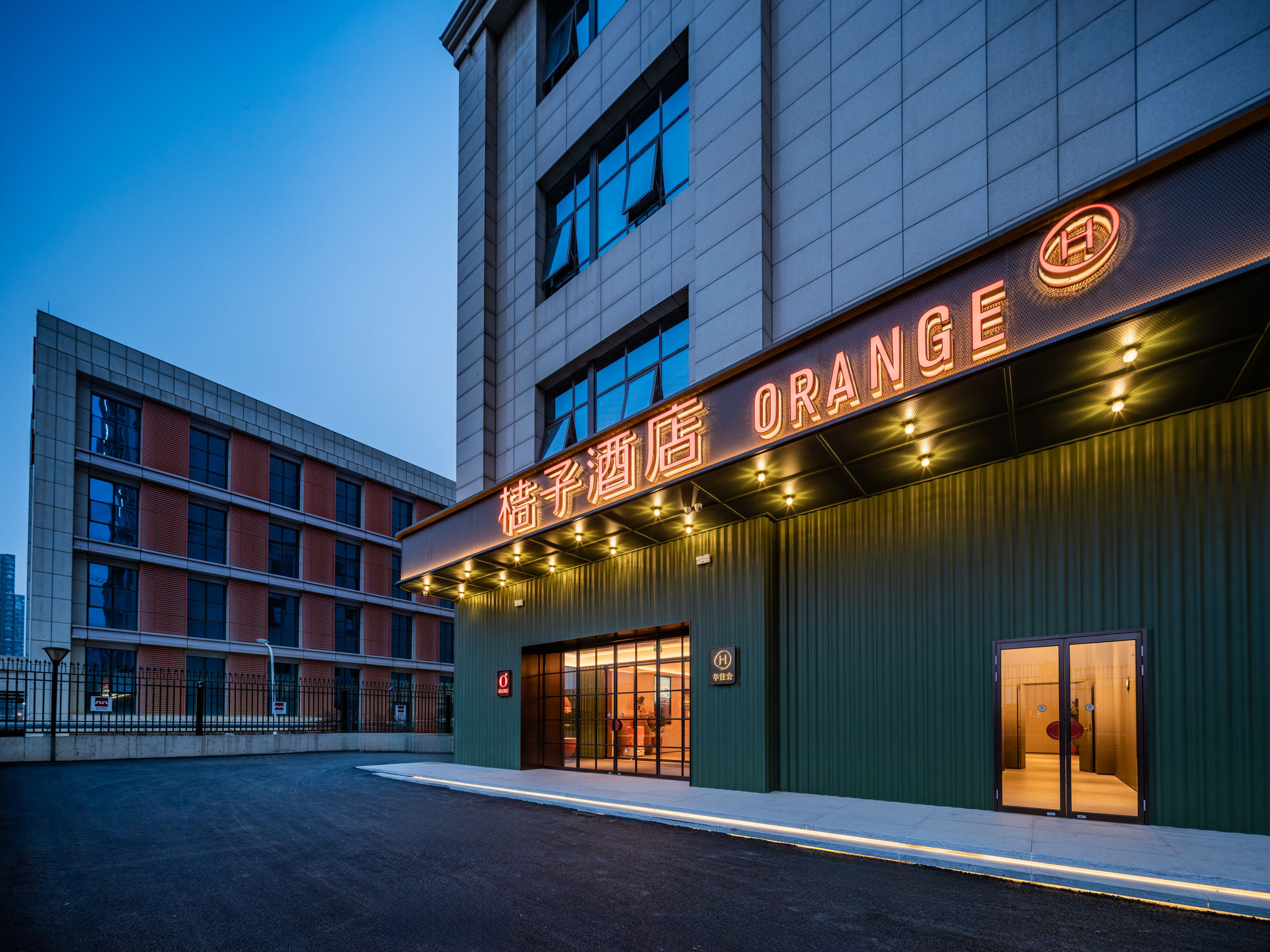 桔子西安唐都医院纺织城地铁站酒店