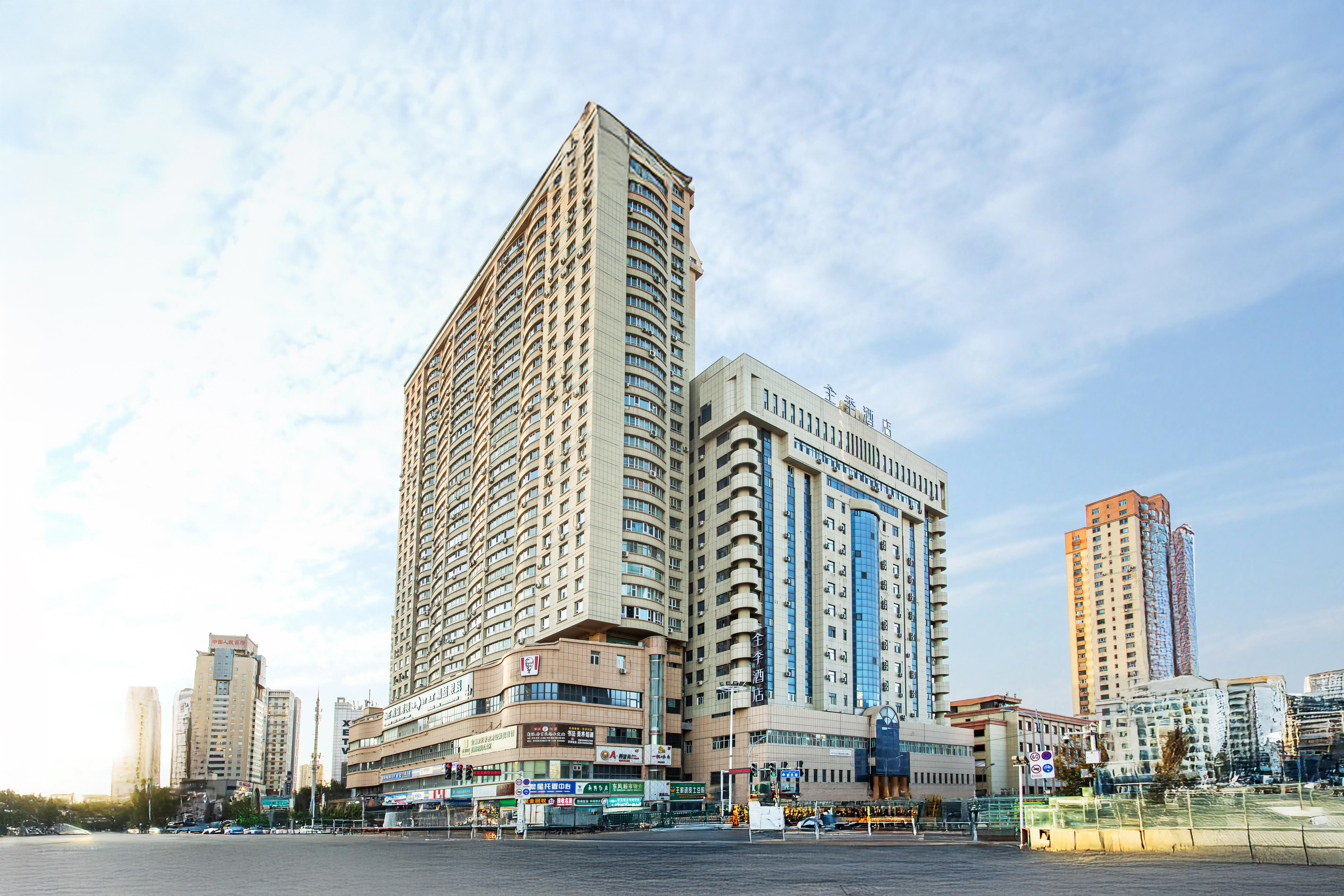 全季乌鲁木齐北门地铁站酒店