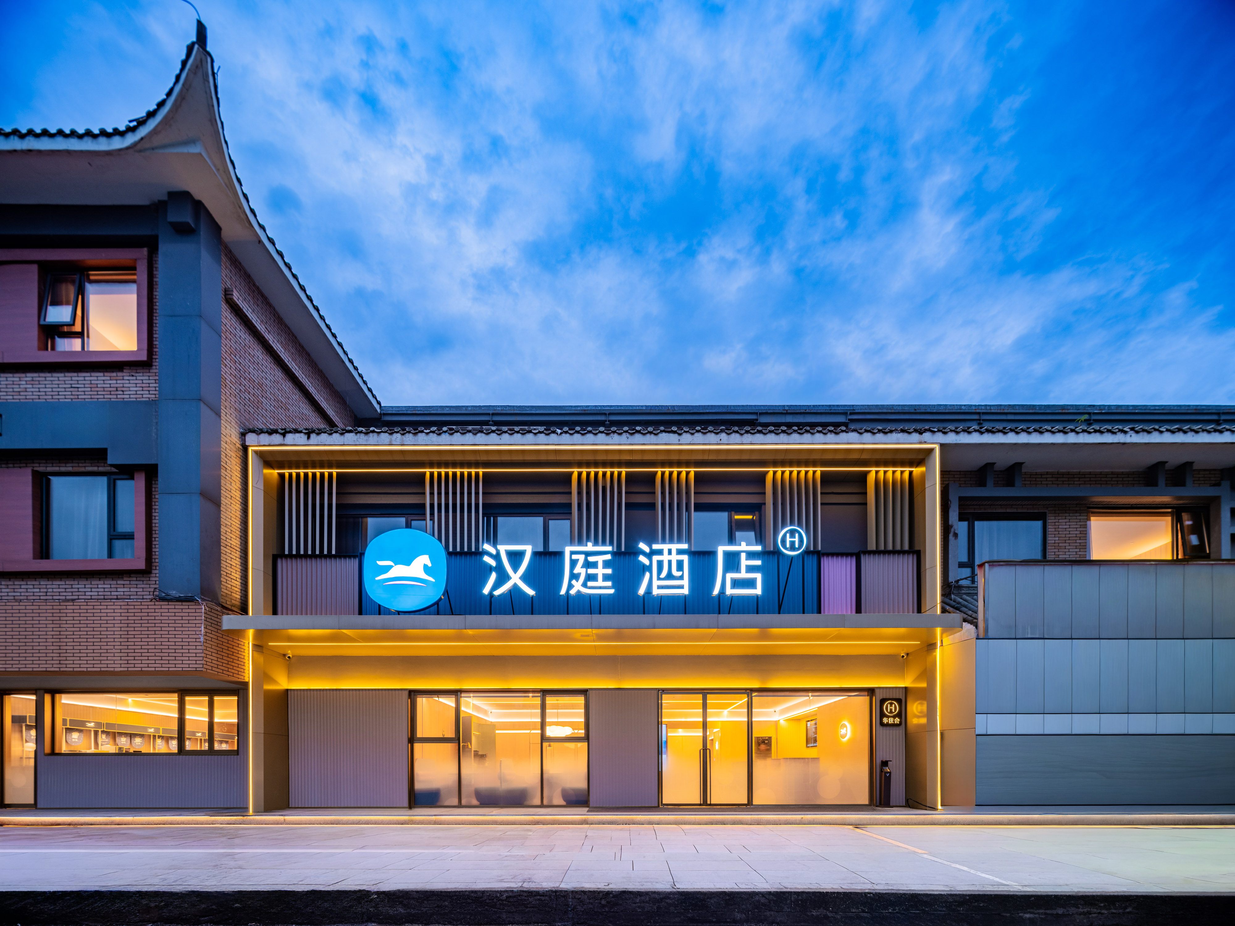 汉庭成都西南财大杜甫草堂地铁站酒店