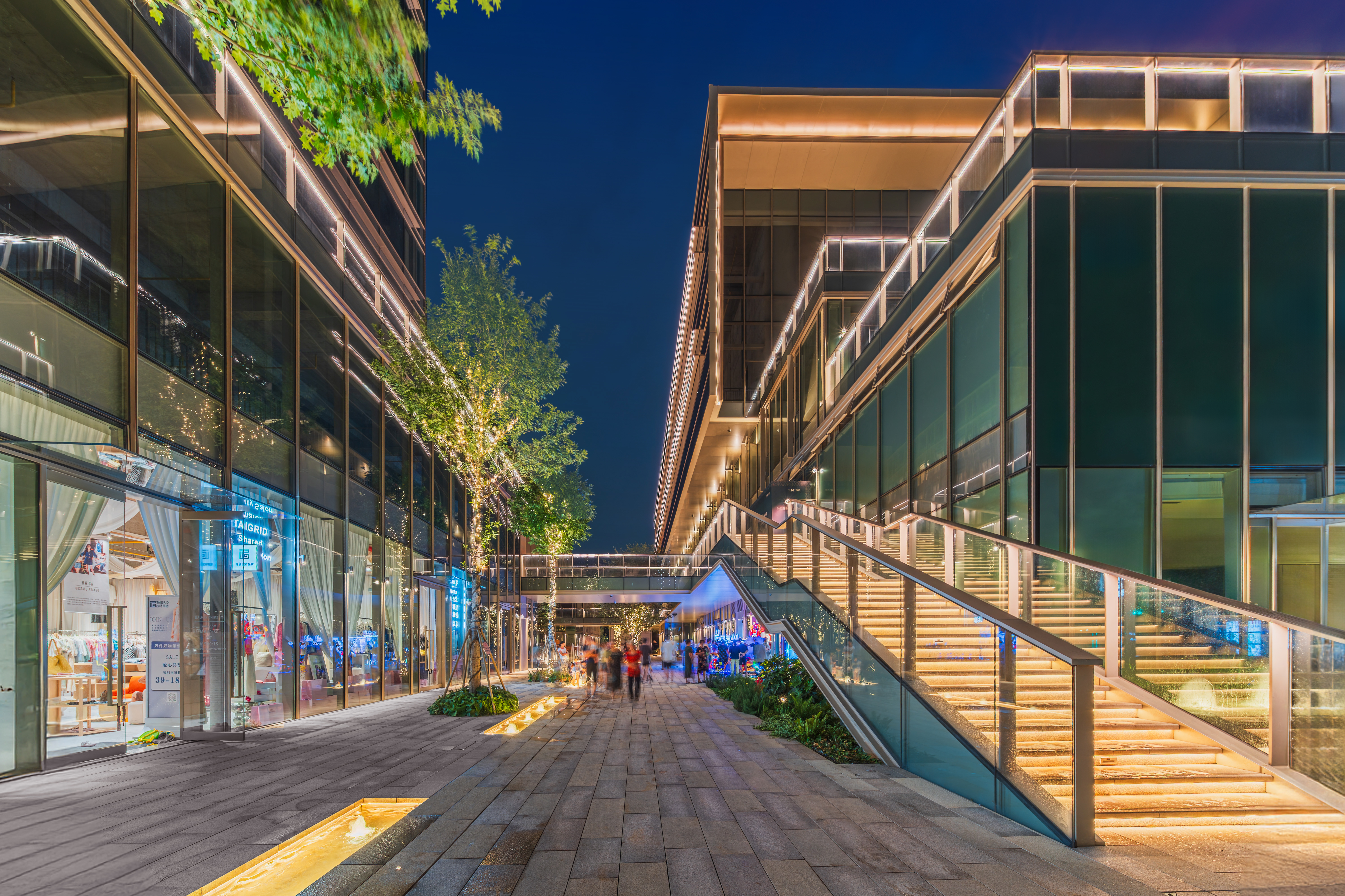 绍兴新昌芮德广场城际酒店