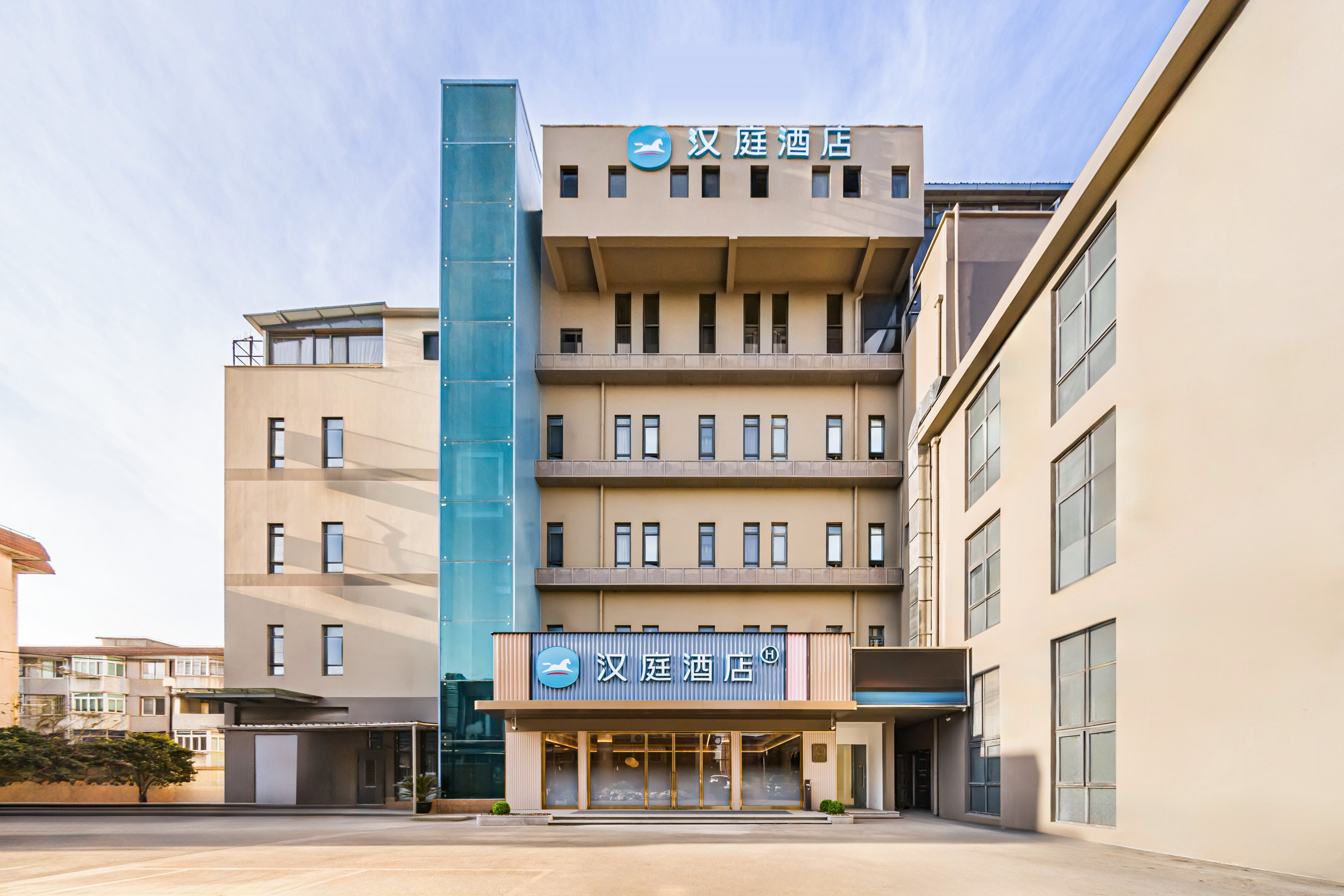 汉庭上海美兰湖地铁站酒店
