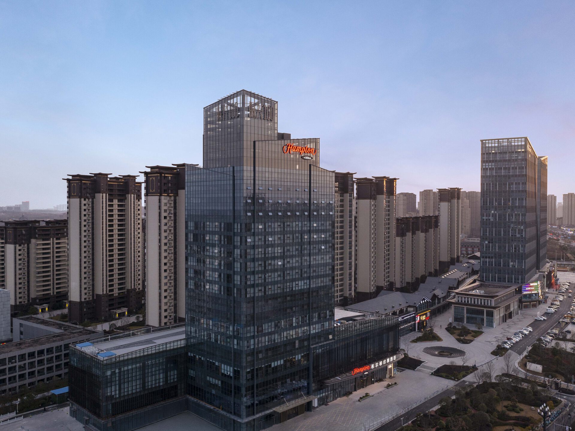 六安上河街希尔顿欢朋酒店