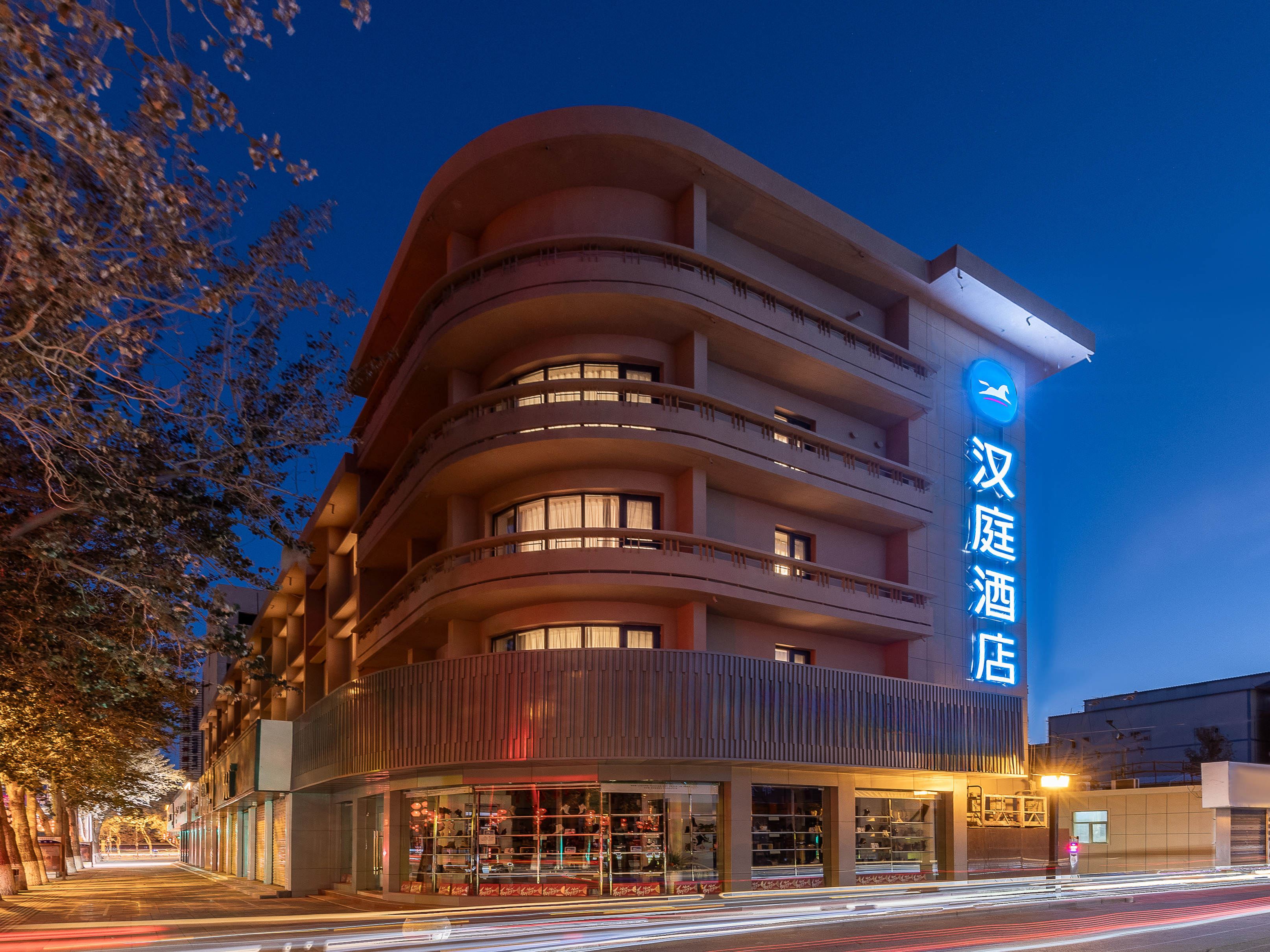 汉庭敦煌沙州夜市市政广场酒店