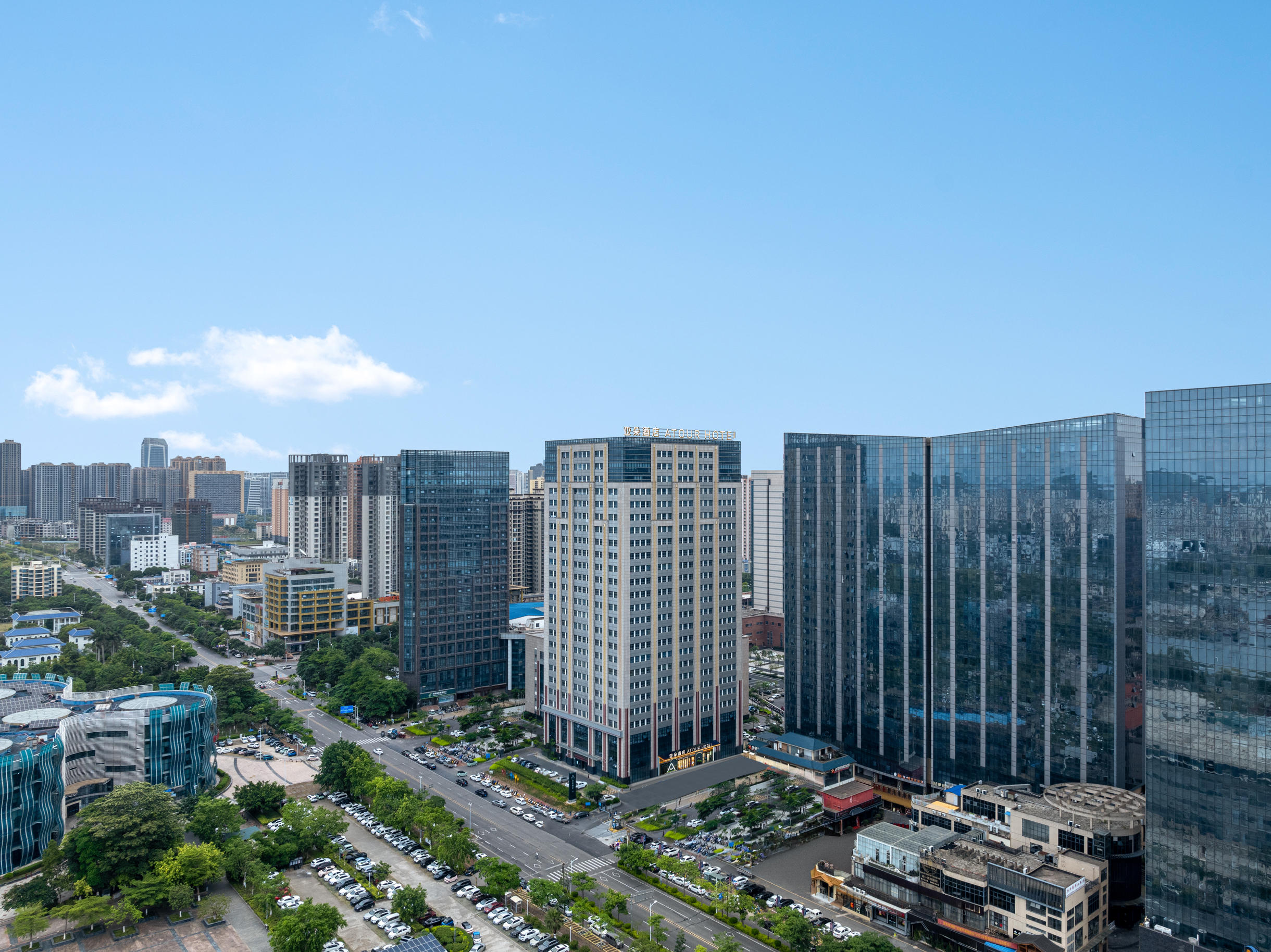 防城港高铁北站行政中心亚朵酒店