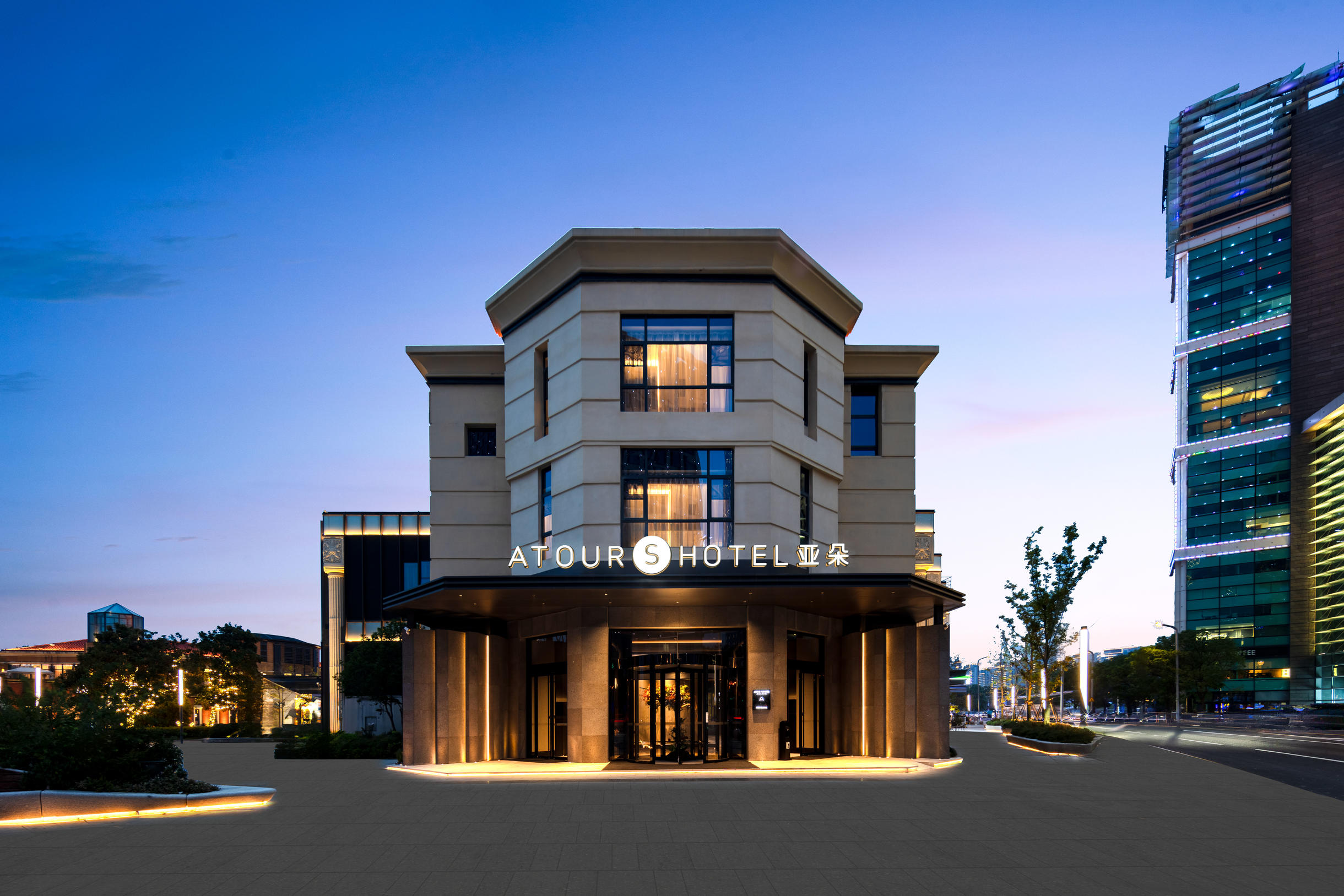 苏州金鸡湖月光码头亚朵S酒店