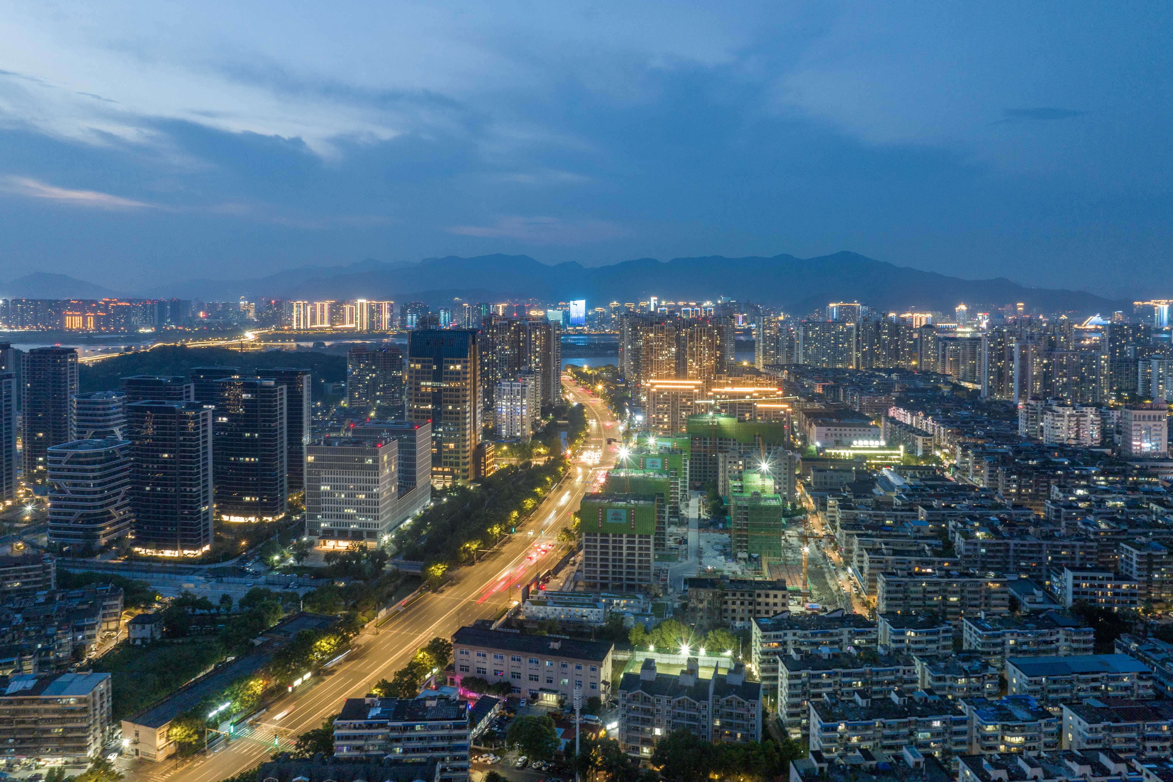 汉庭青岛即墨北站万达广场酒店