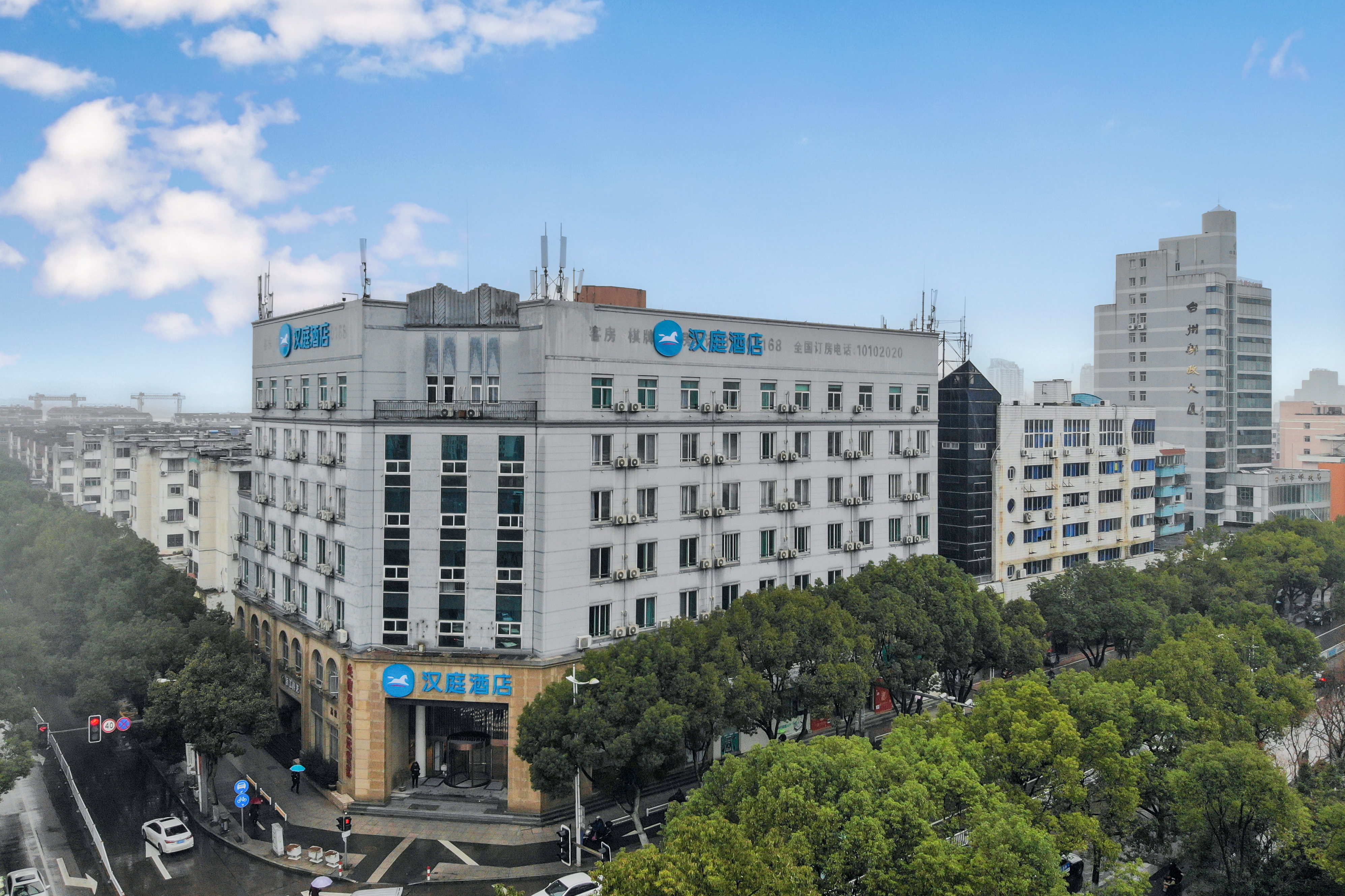 汉庭台州椒江宝龙城酒店