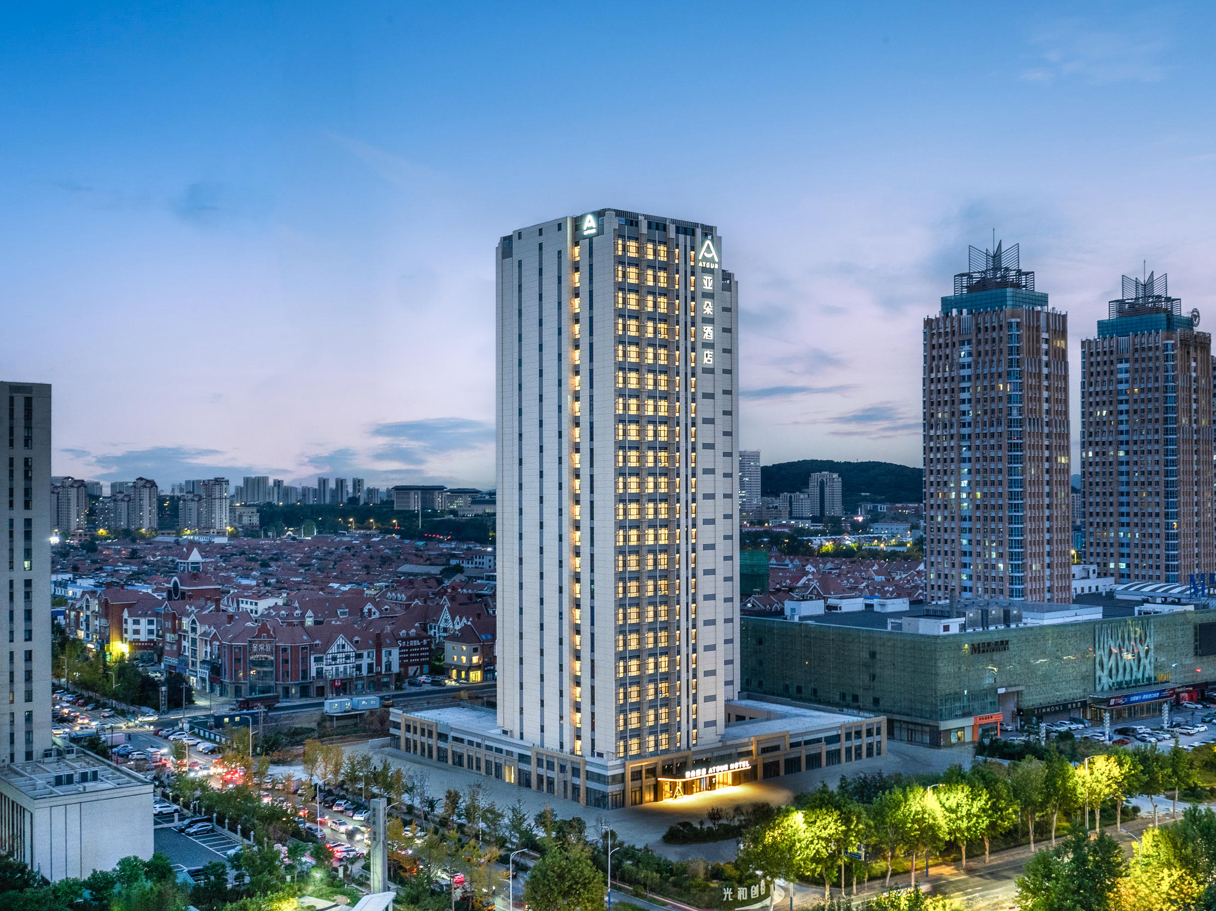 烟台芝罘站红星美凯龙亚朵酒店