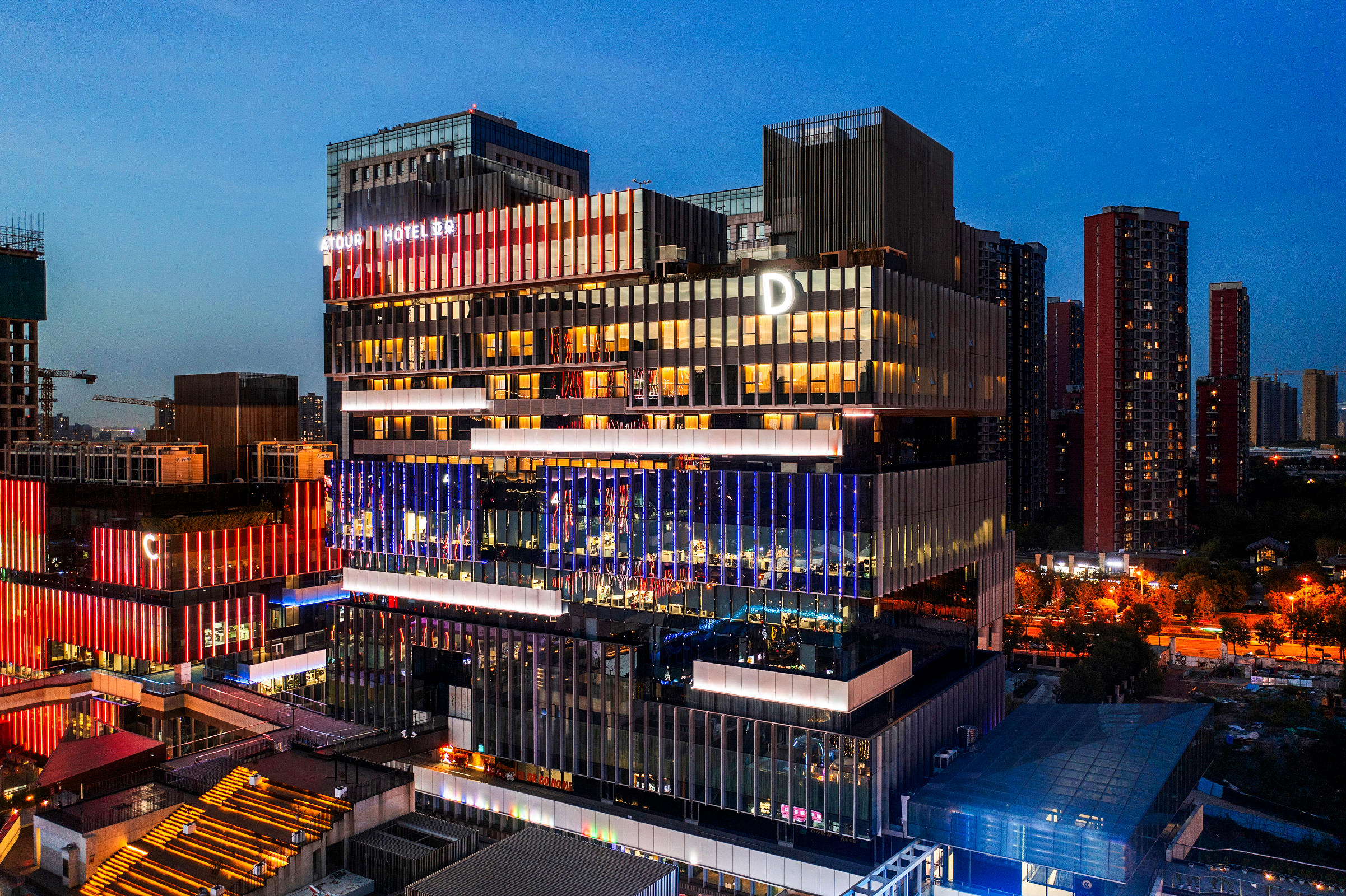 西安雁塔曲江创意谷亚朵酒店