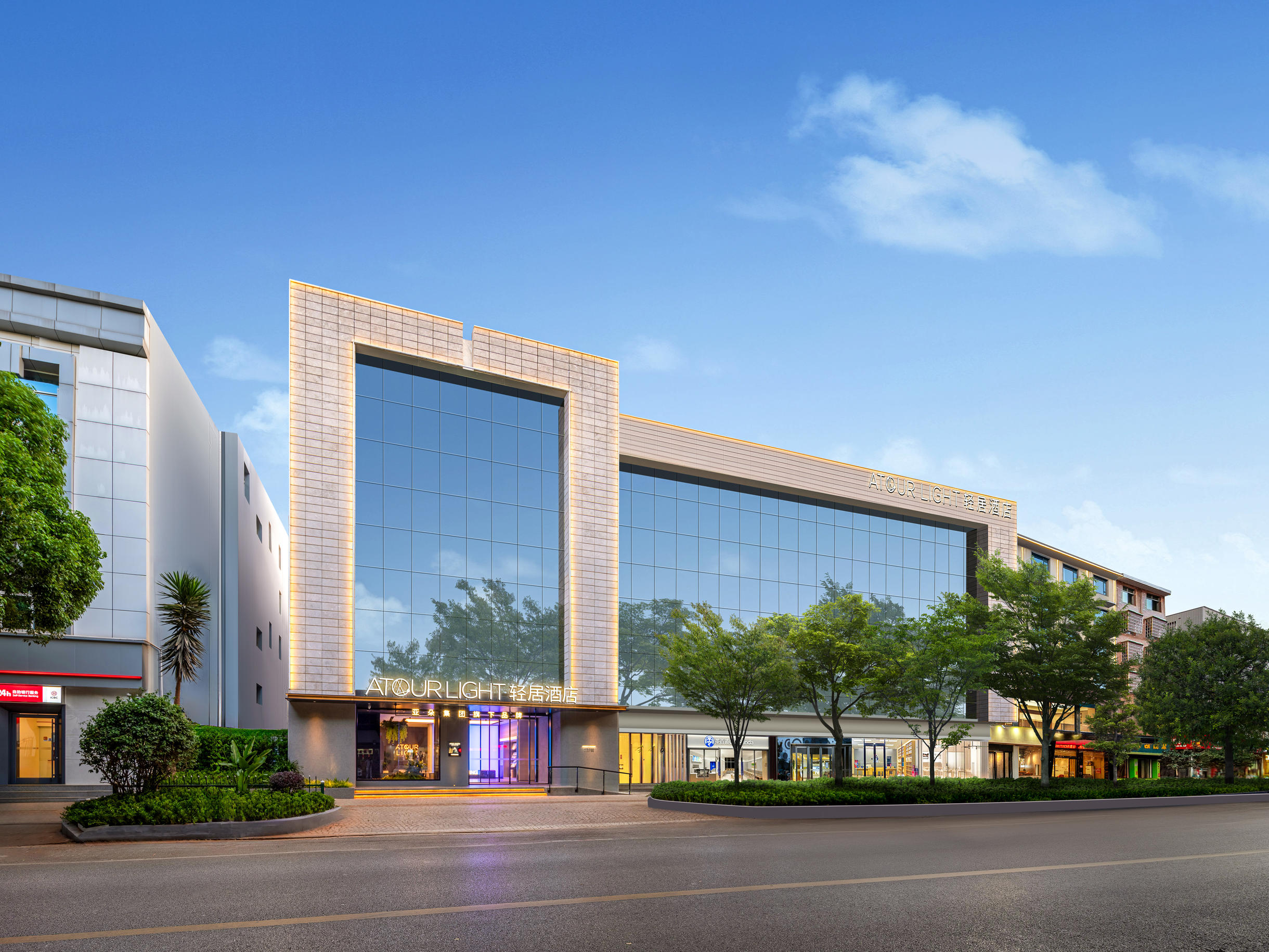 昆明同德广场白云路轻居酒店