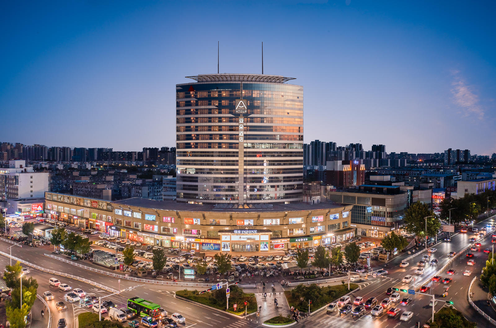 濮阳京开大道银座亚朵酒店