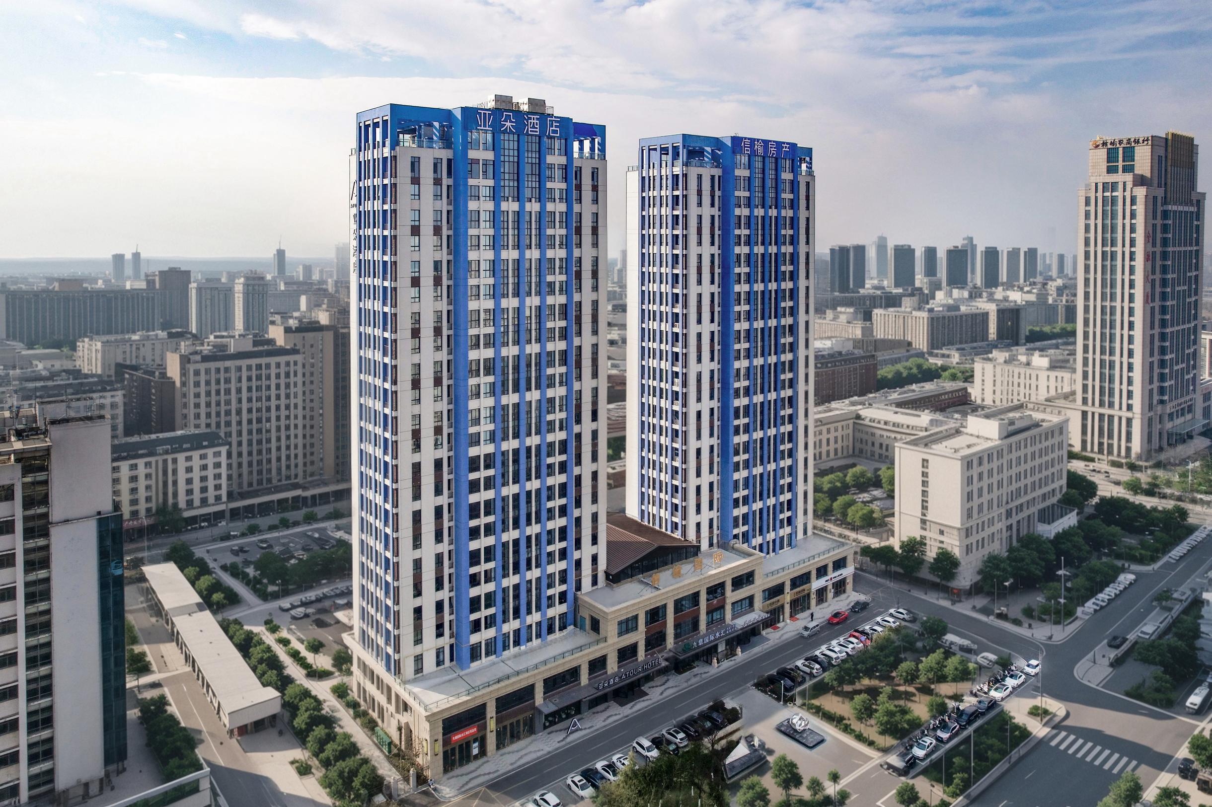 连云港赣榆区政府广场亚朵酒店