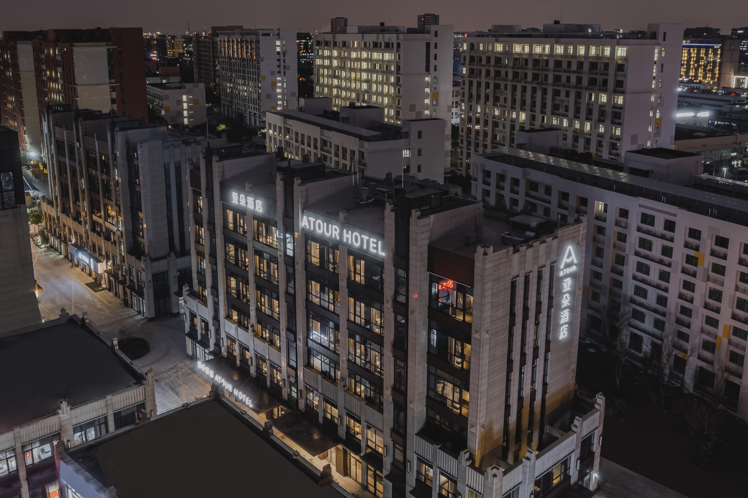 上海浦江沈杜公路亚朵酒店