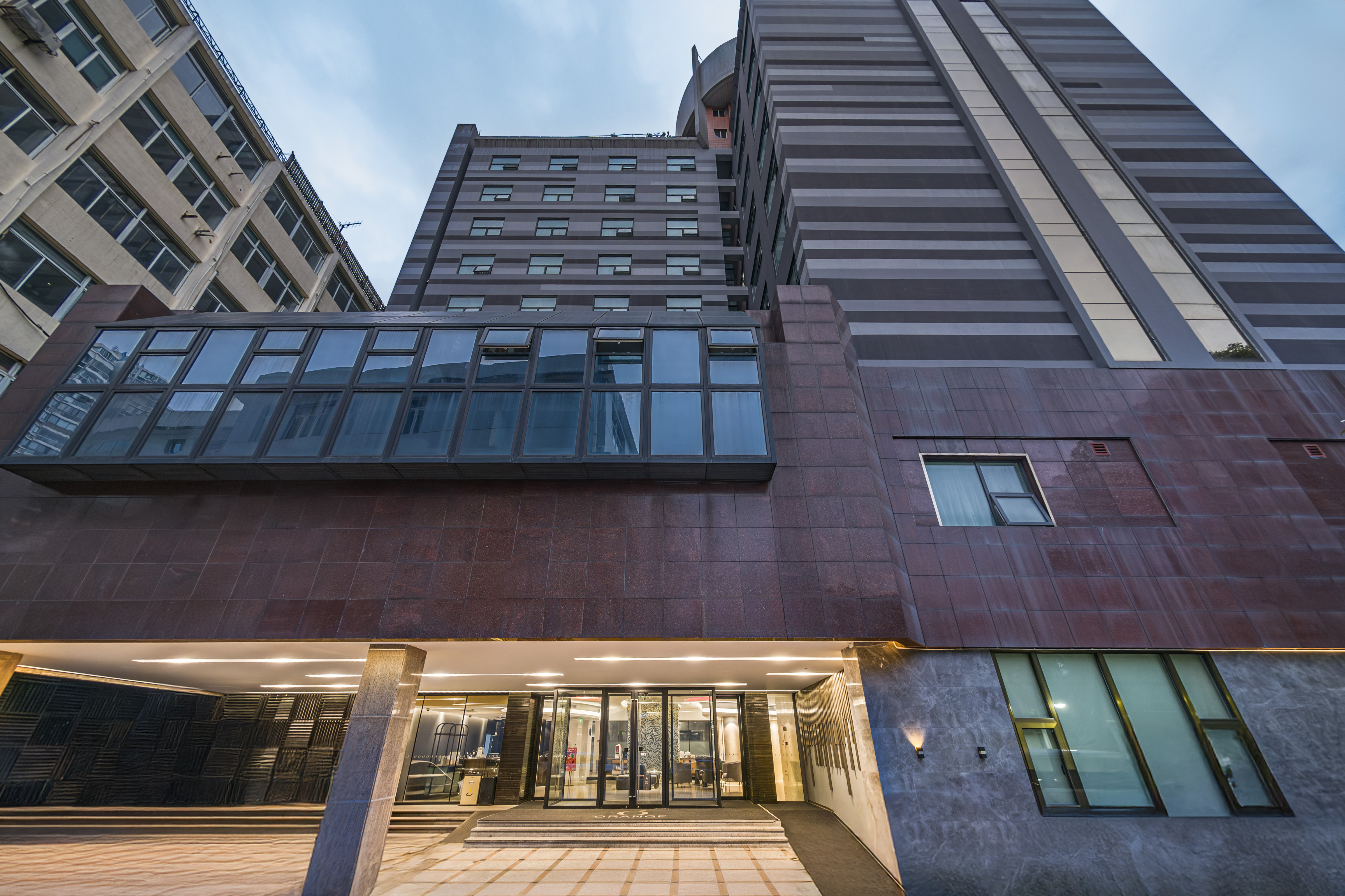 桔子上海静安寺武宁路地铁站酒店（原静安寺余姚路店）