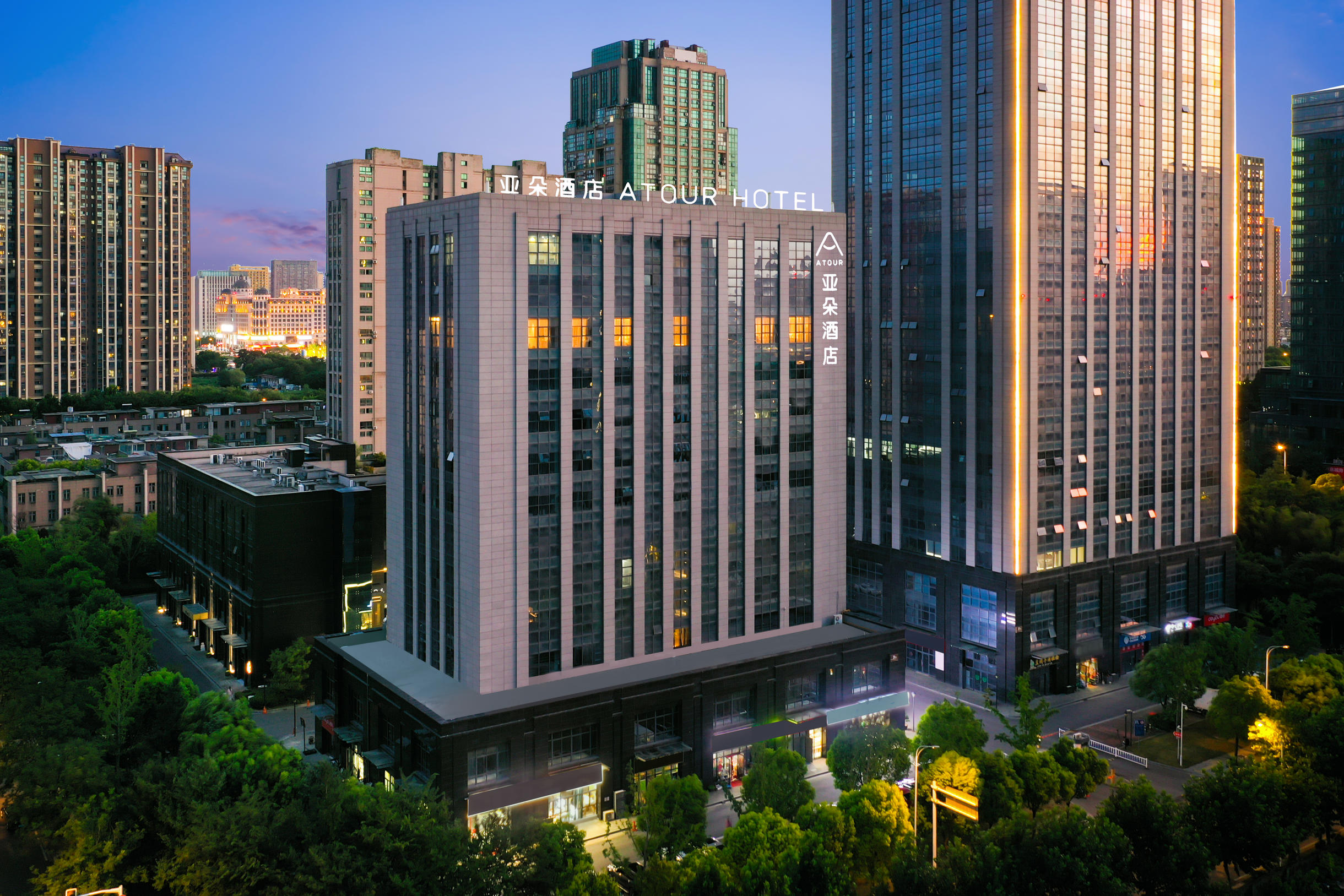 南通火车站万象城亚朵酒店