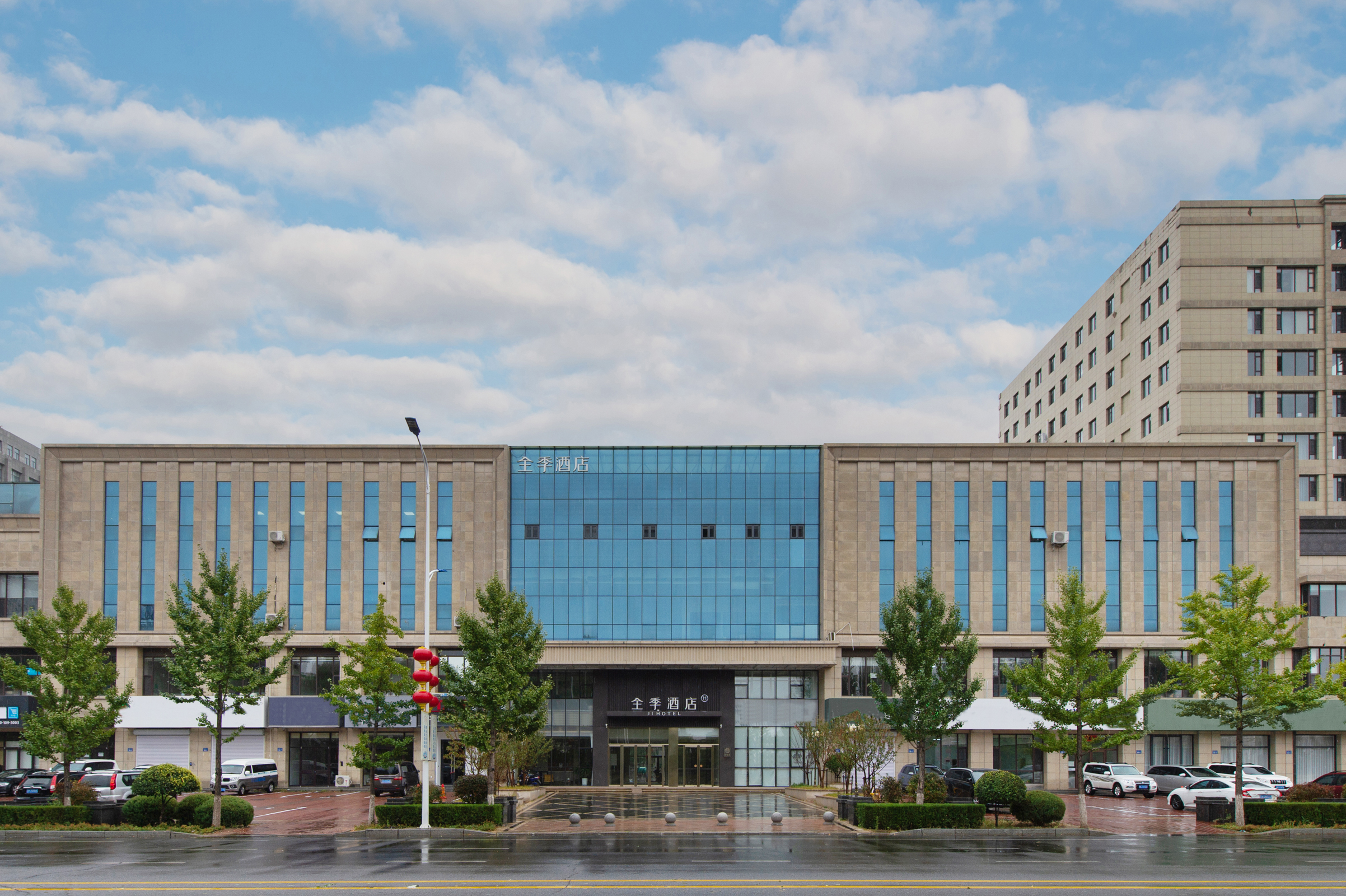 全季朝阳市政府酒店