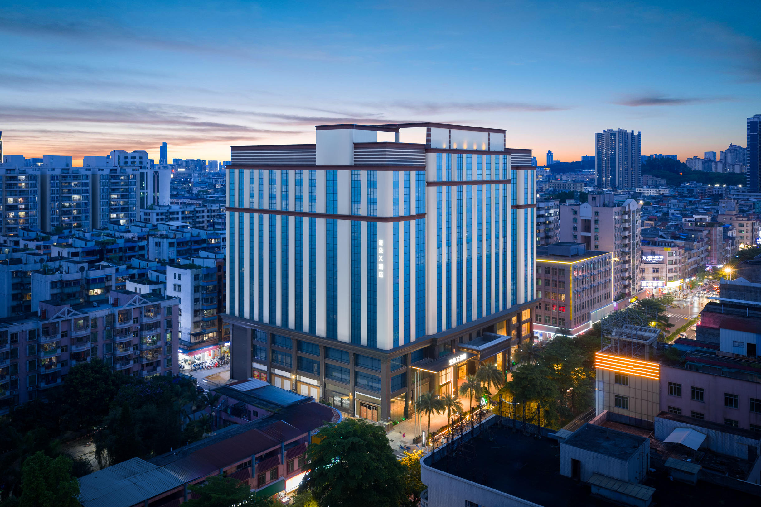 广州增城新塘南站亚朵X酒店