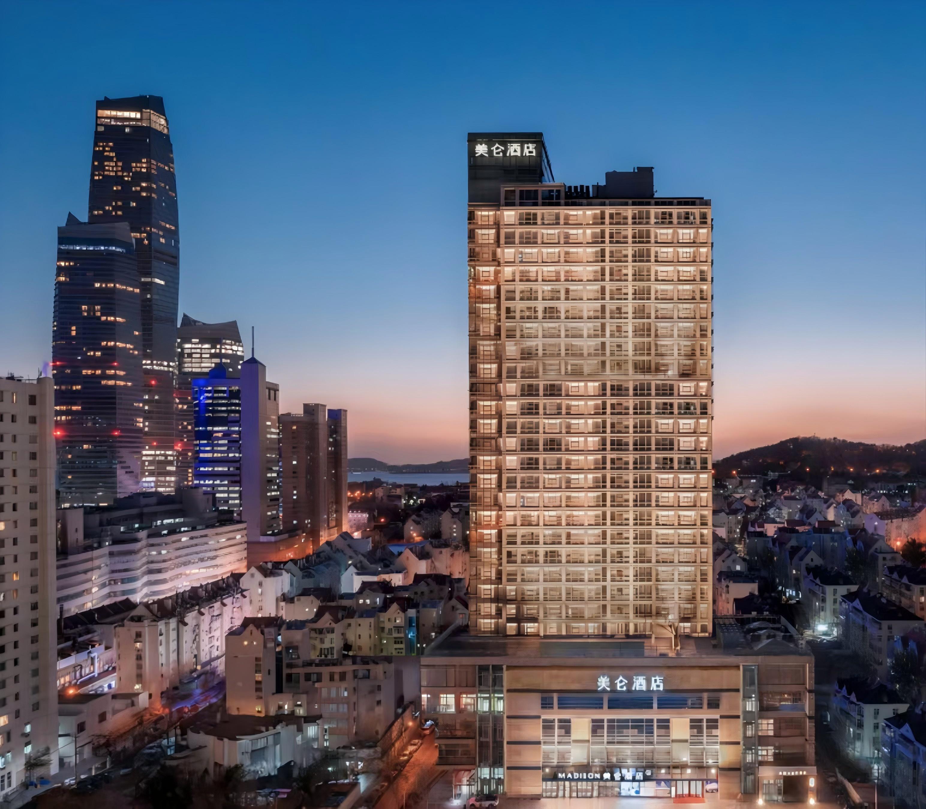 青岛中心五四广场美仑酒店