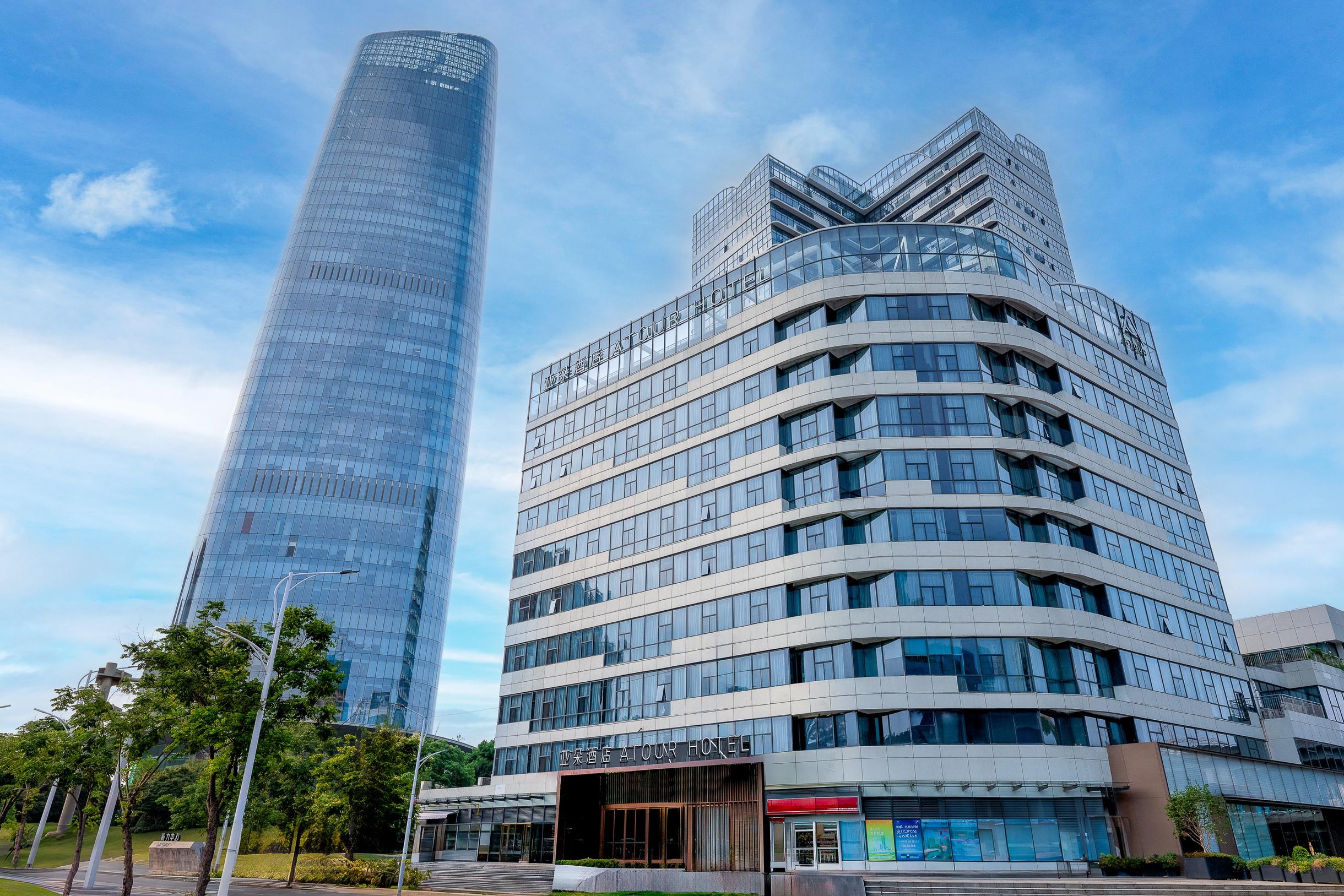 南昌朝阳西湖万达大悦城亚朵酒店