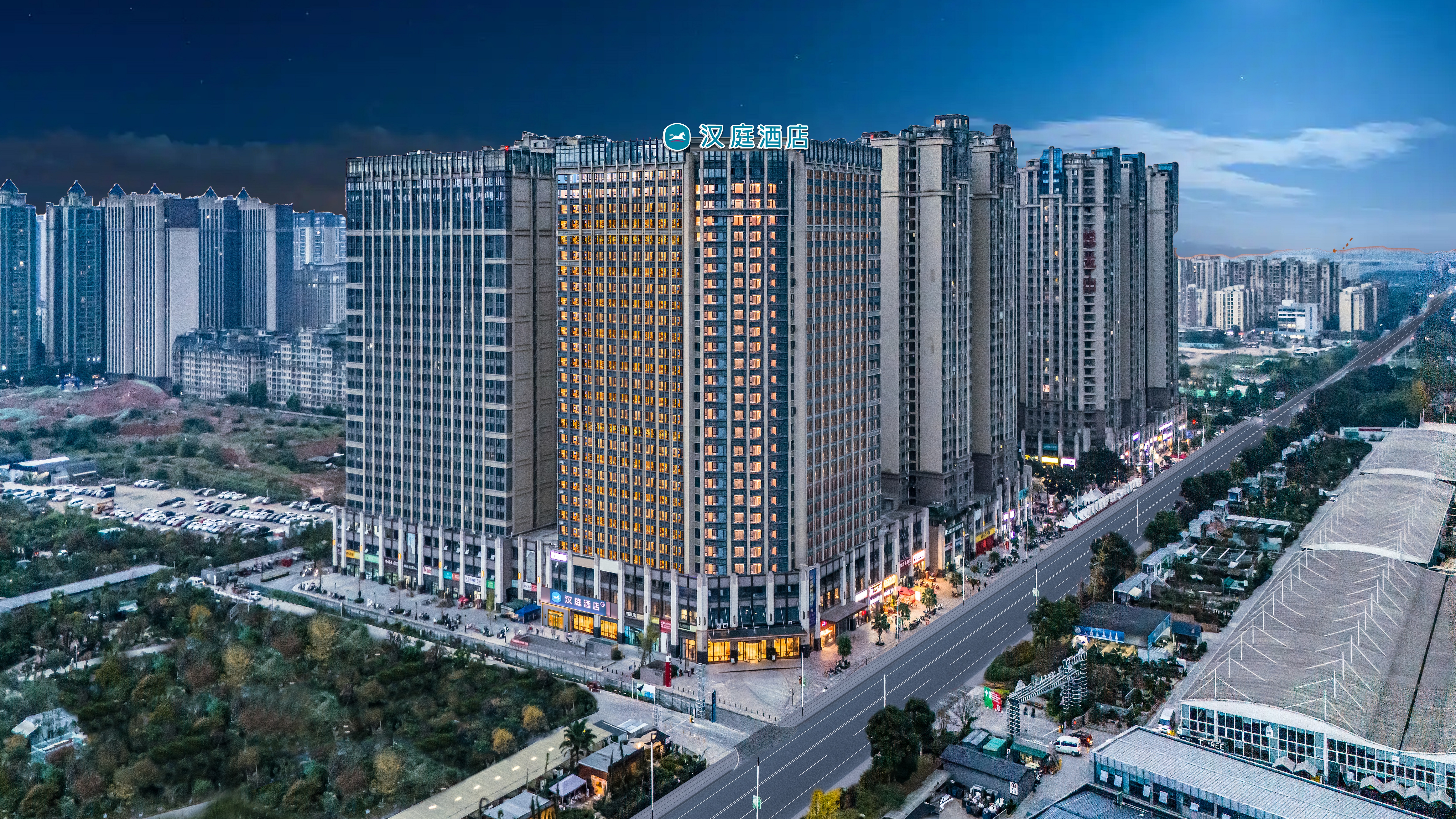 汉庭成都龙泉经开区汽车城酒店