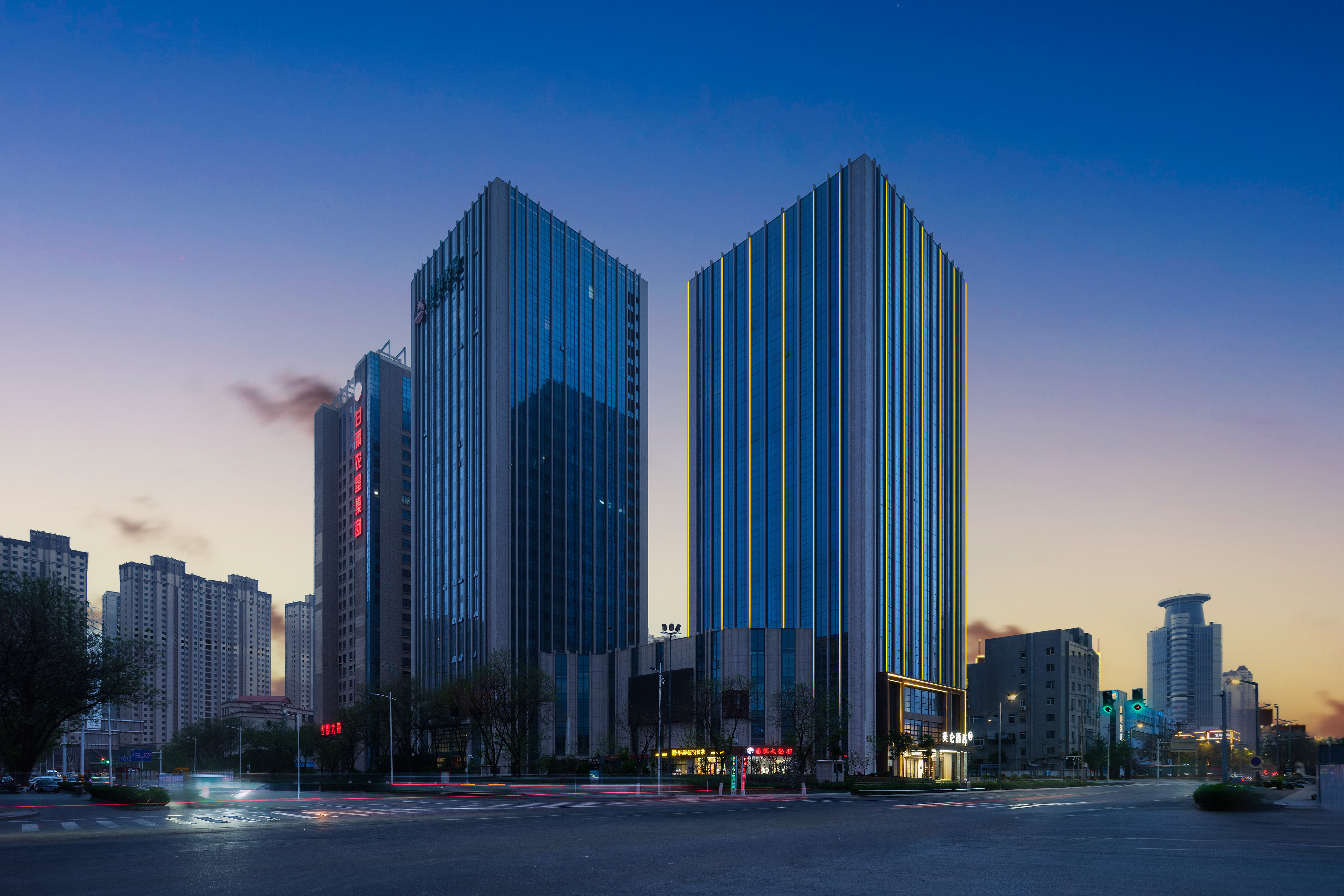 兰州雁滩高新美仑酒店