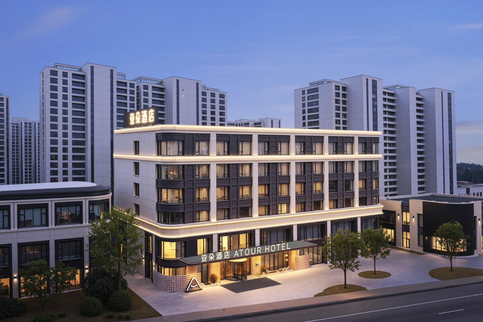 泰州万象城青年南路亚朵酒店