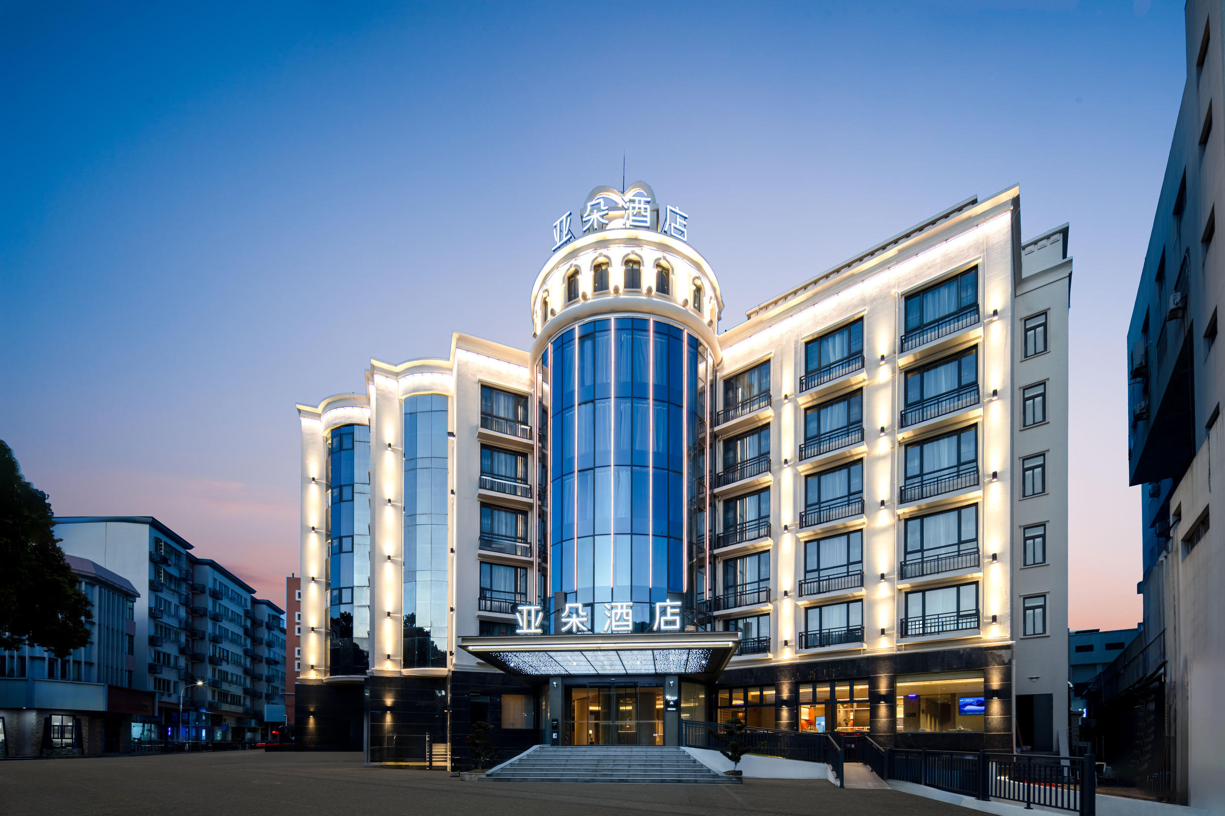 舟山嵊泗本岛岛沁公园亚朵酒店