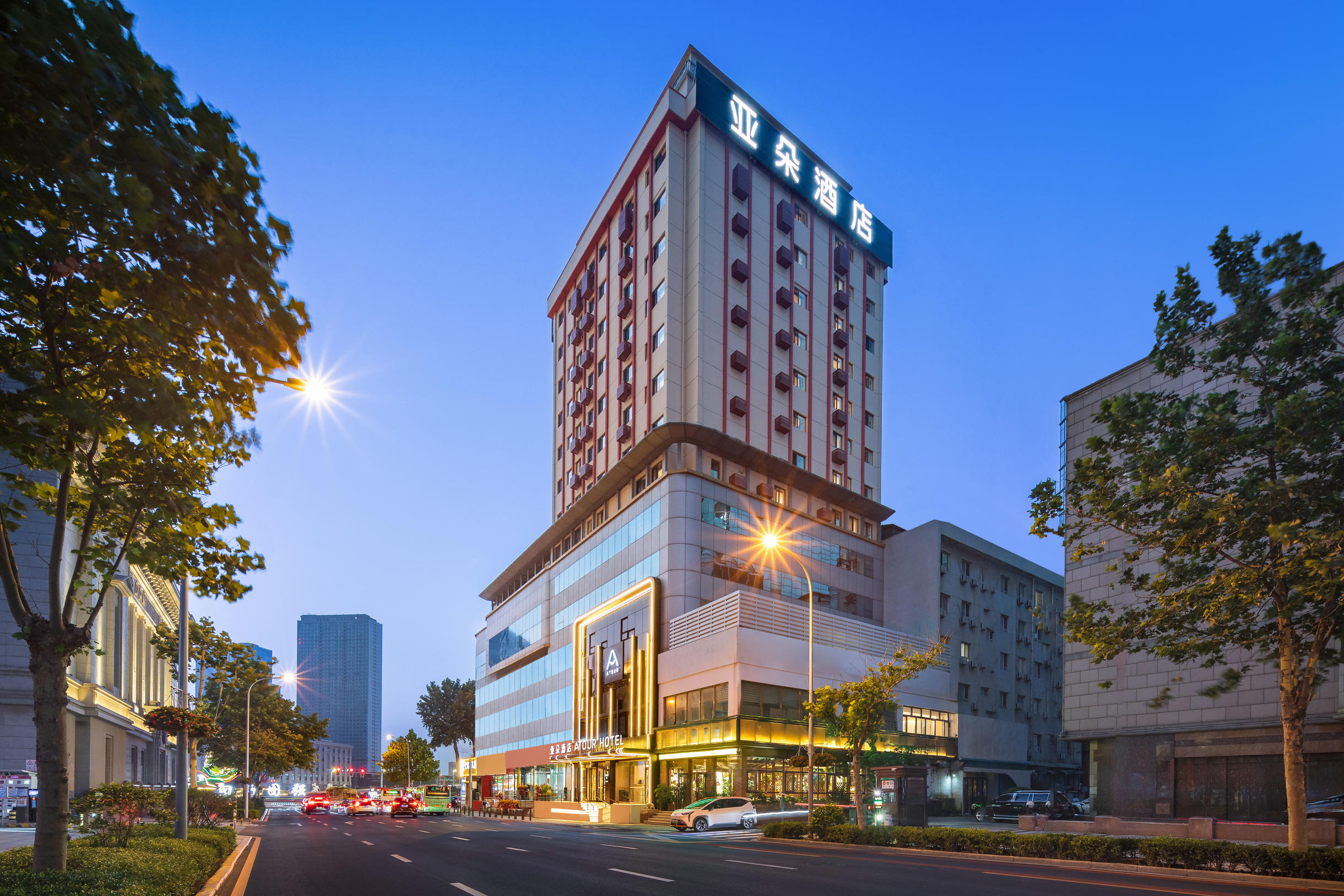 大连东港商务区港湾广场地铁站亚朵酒店