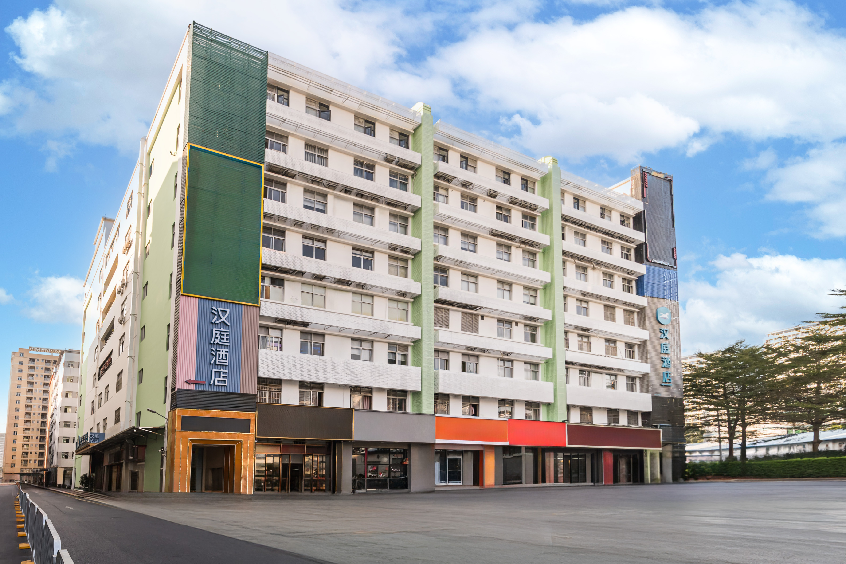 汉庭深圳万科云城西丽地铁站酒店