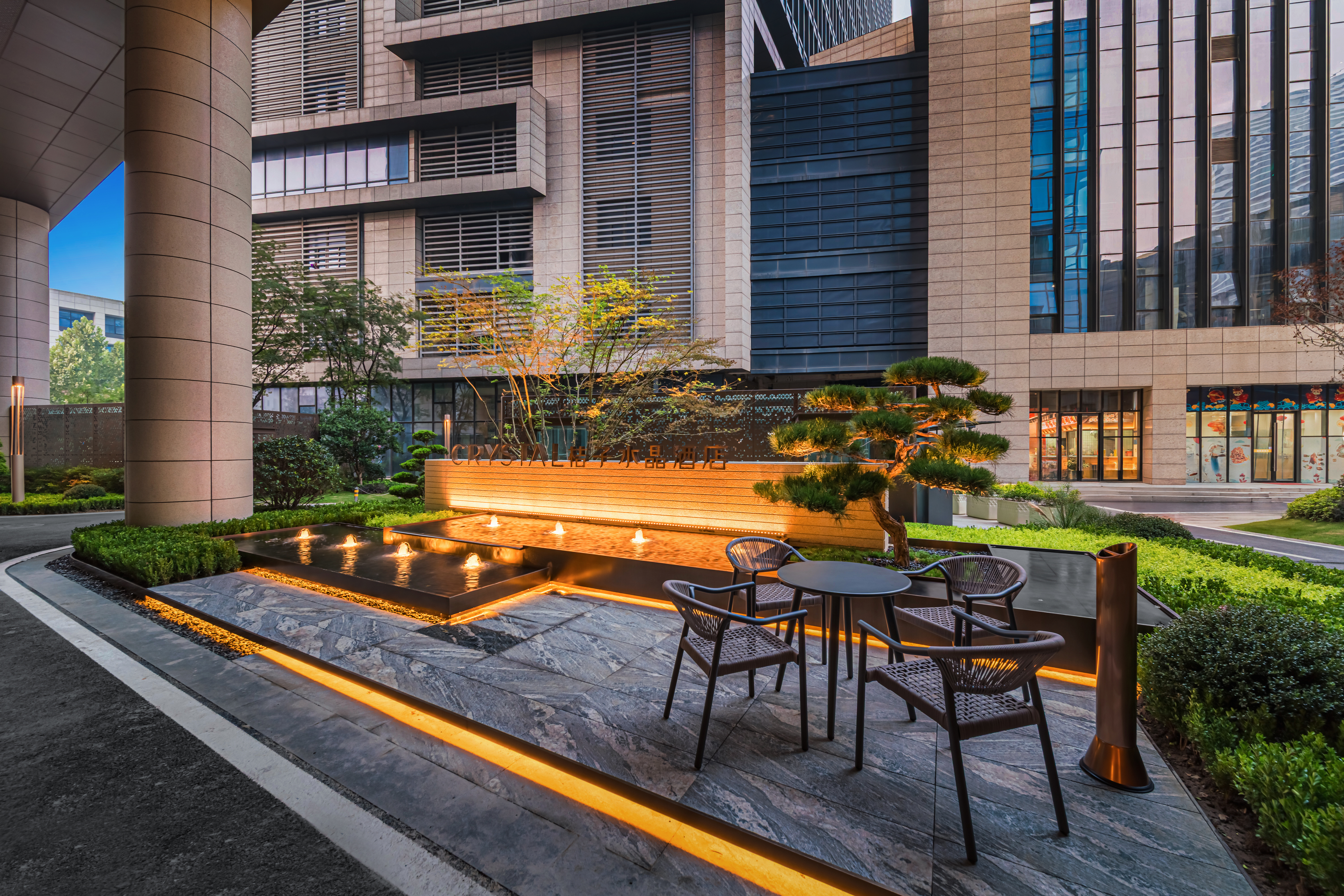 泰州万象城金融中心桔子水晶酒店