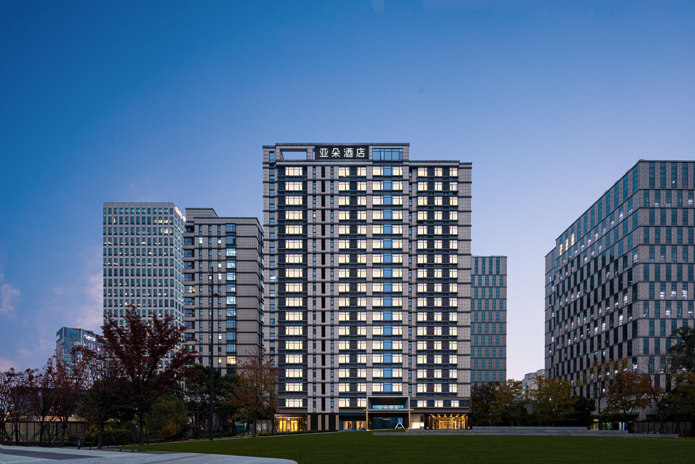 上海五角场万达广场亚朵酒店