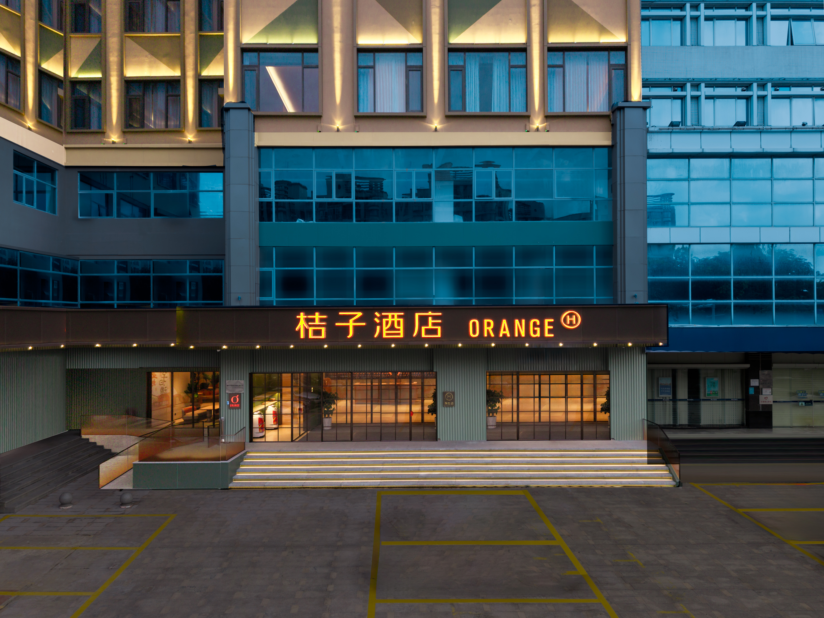 桔子佛山平洲映月湖环宇城酒店