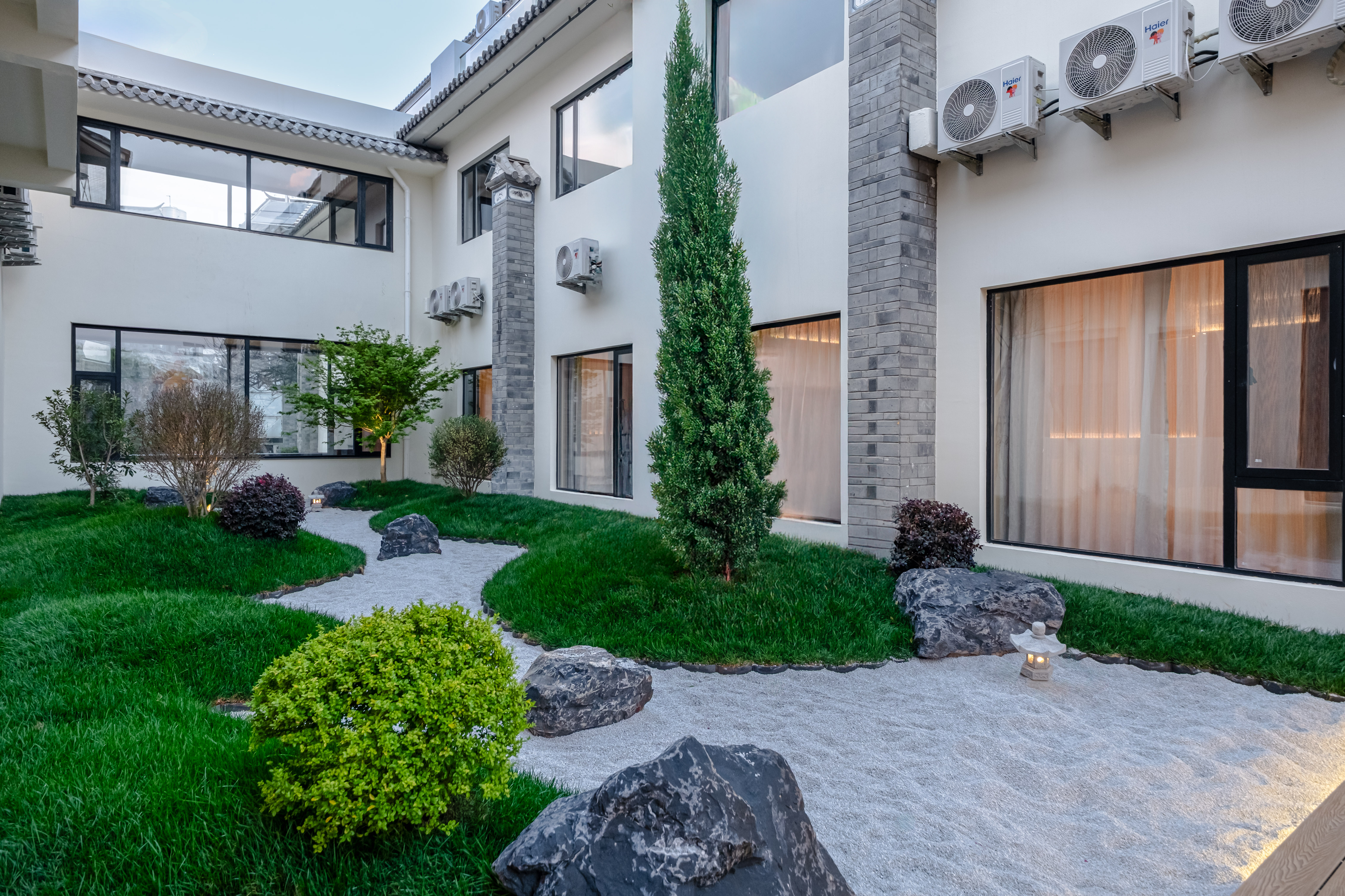 桔子大理古城月华路酒店