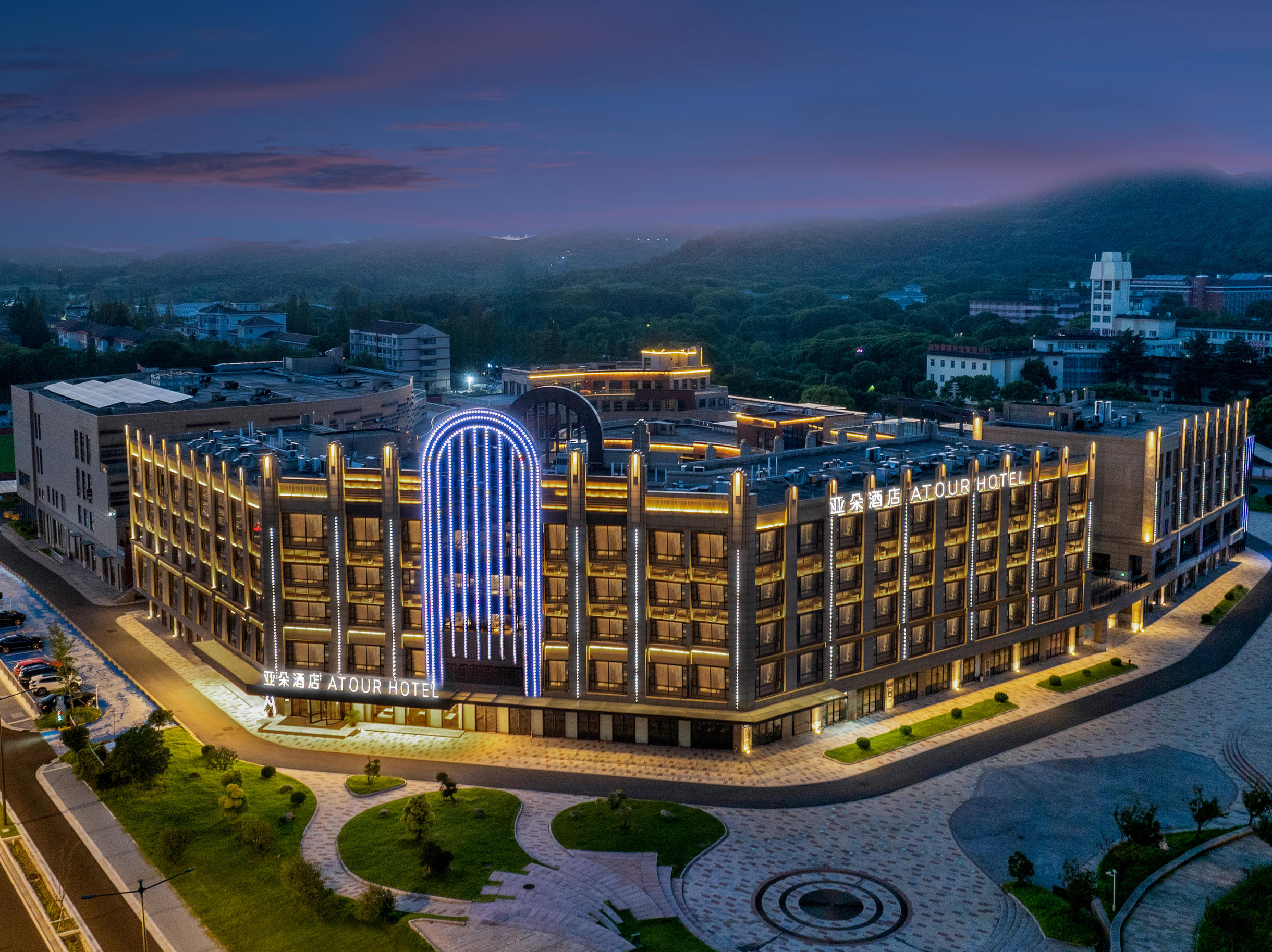 无锡鼋头渚风景区钱荣路亚朵酒店