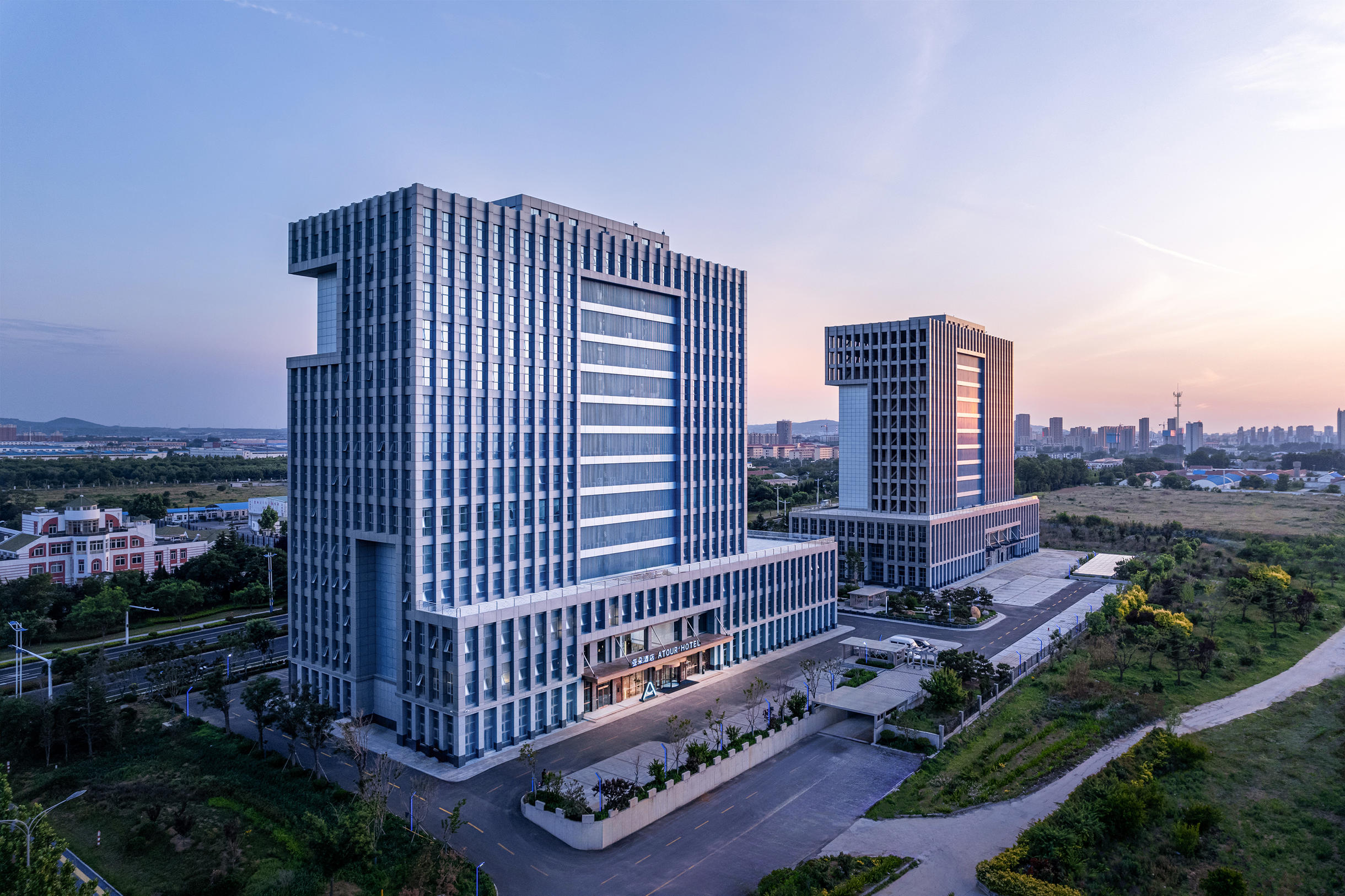 烟台蓬莱政务中心亚朵酒店