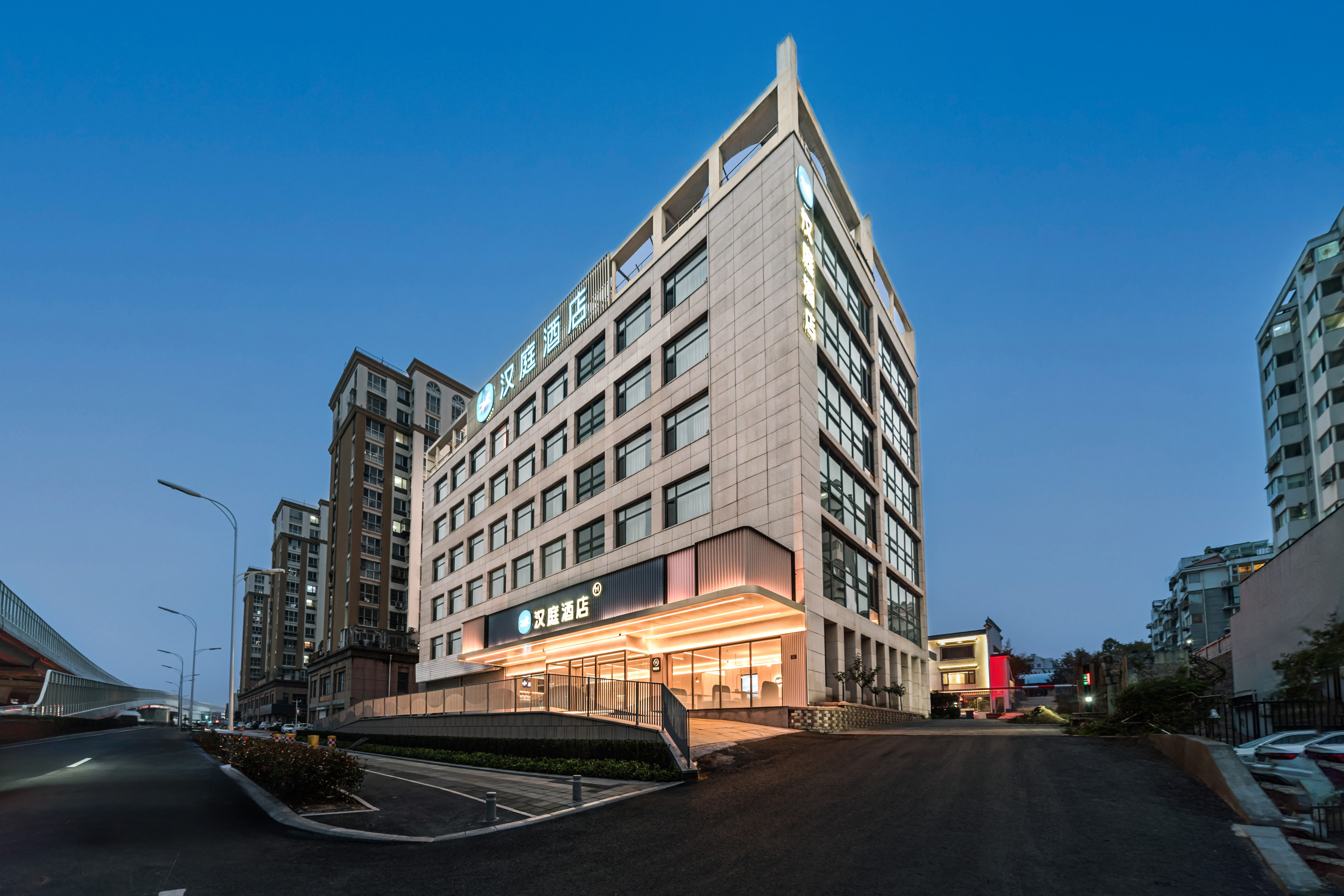 汉庭青岛北站重庆中路酒店