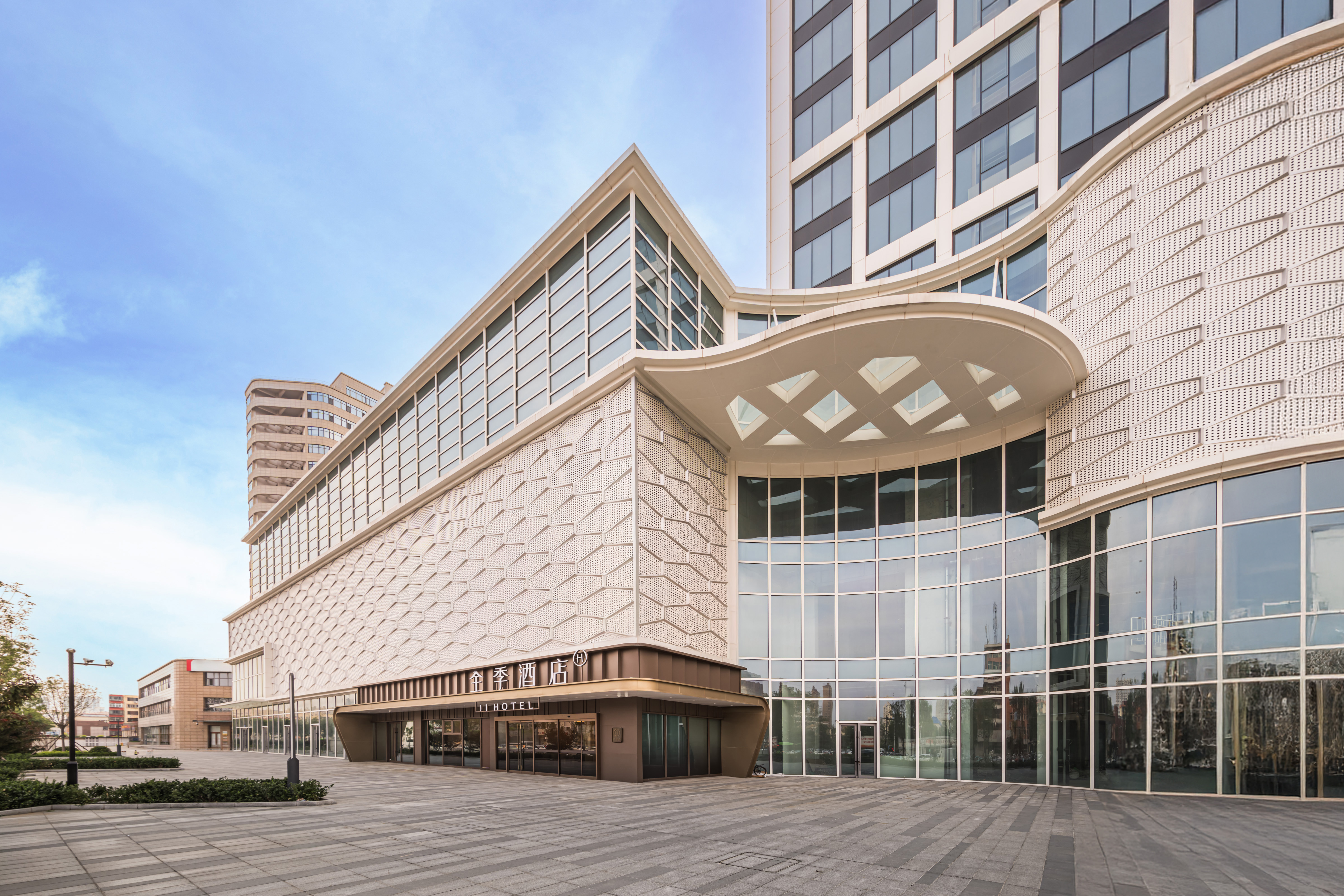 全季秦皇岛火车站万达广场酒店