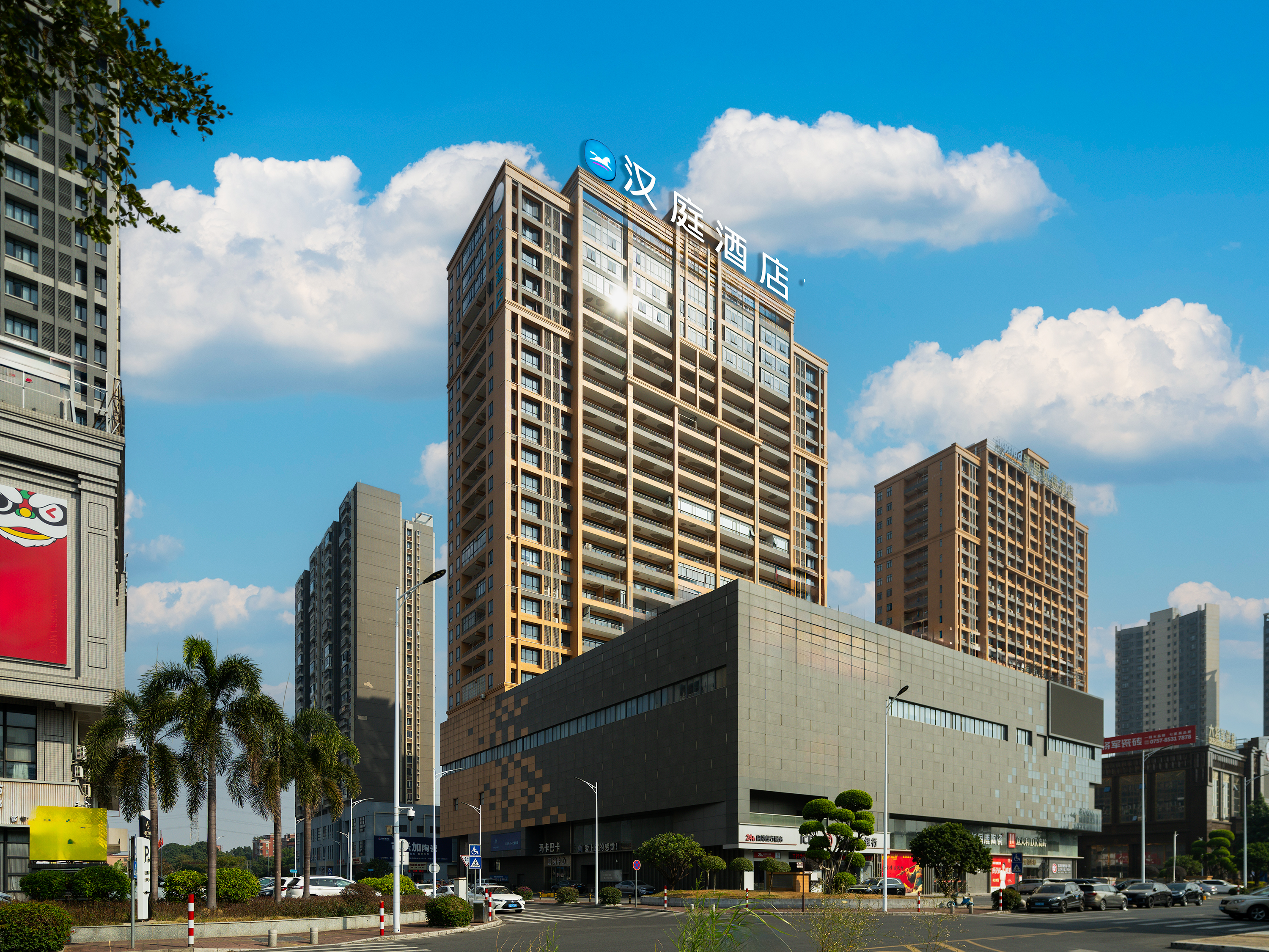 汉庭佛山南庄陶瓷博览城酒店