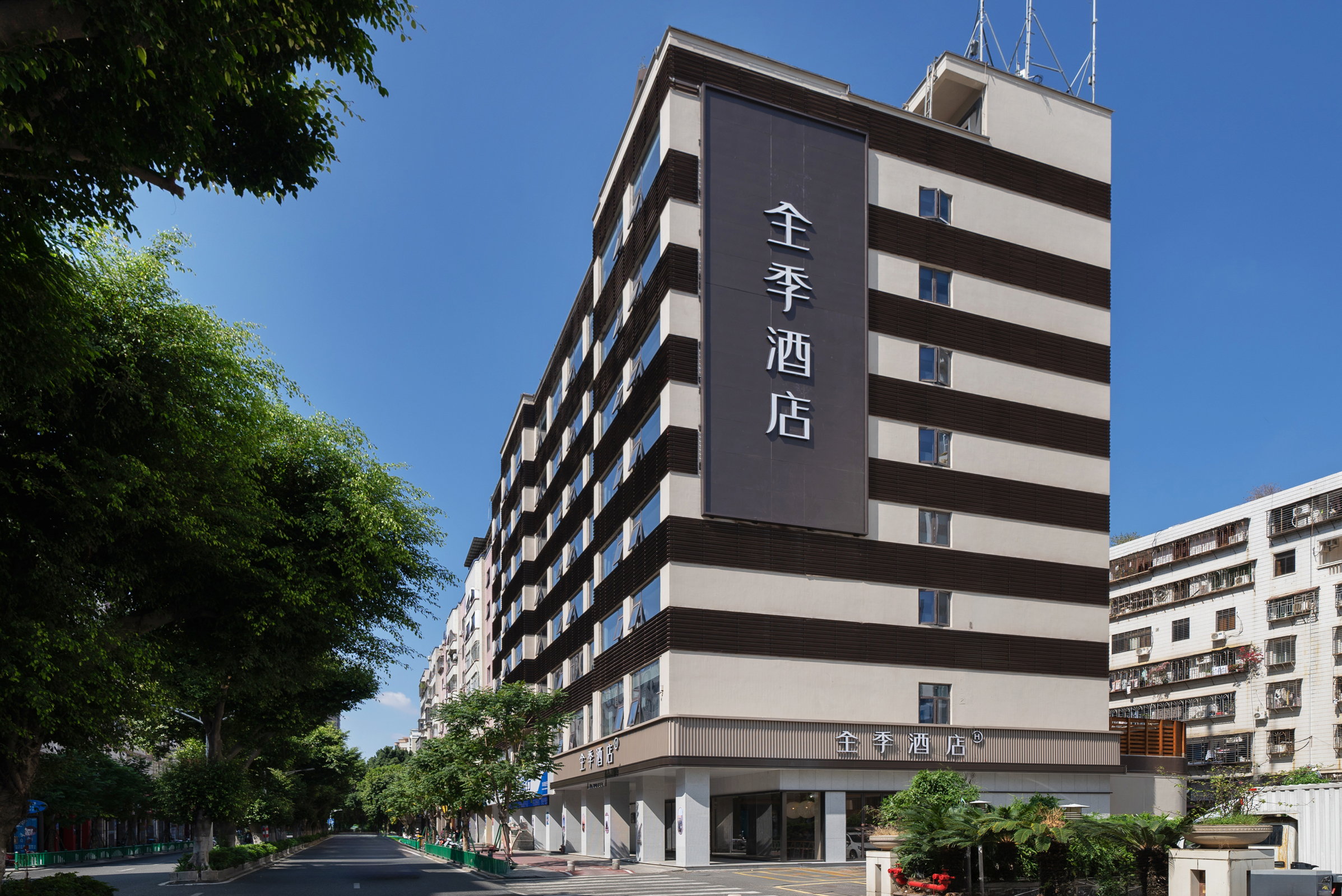 全季泉州丰泽广场湖心街酒店