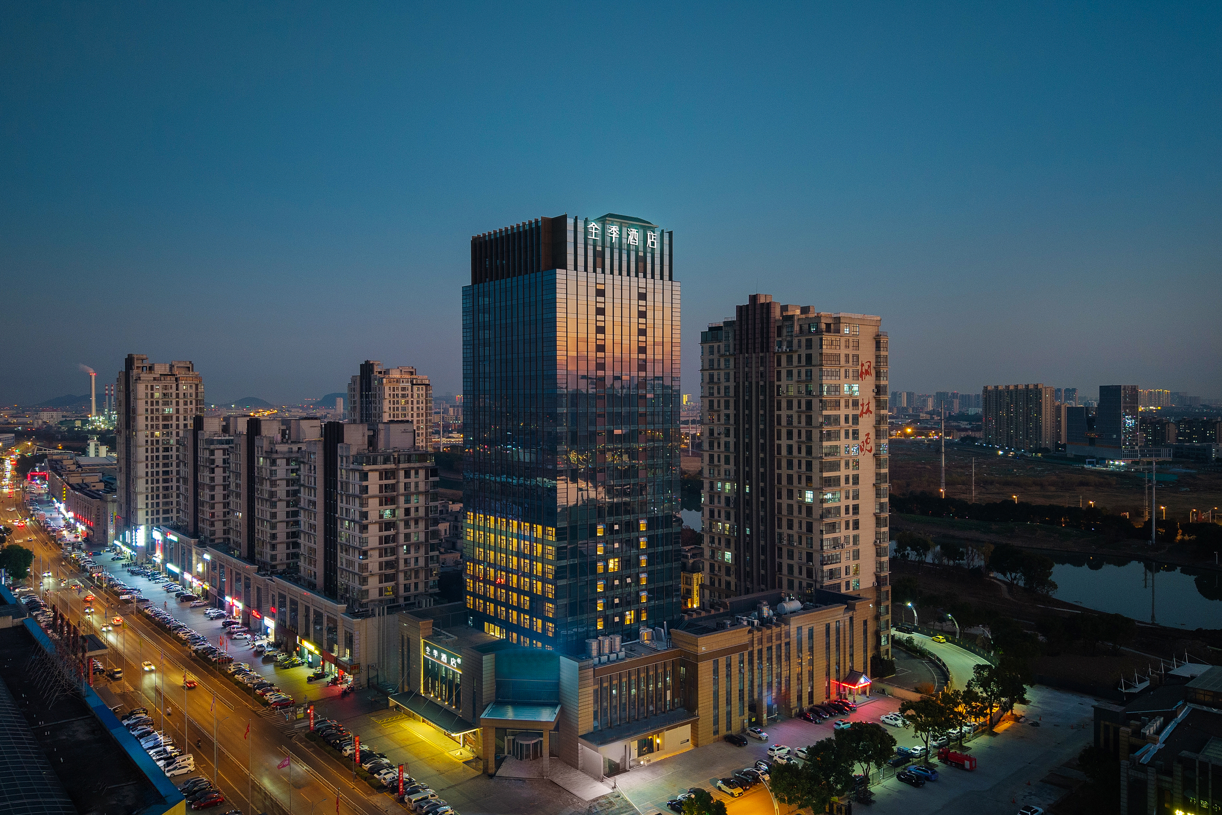 全季无锡东亭皮革城酒店