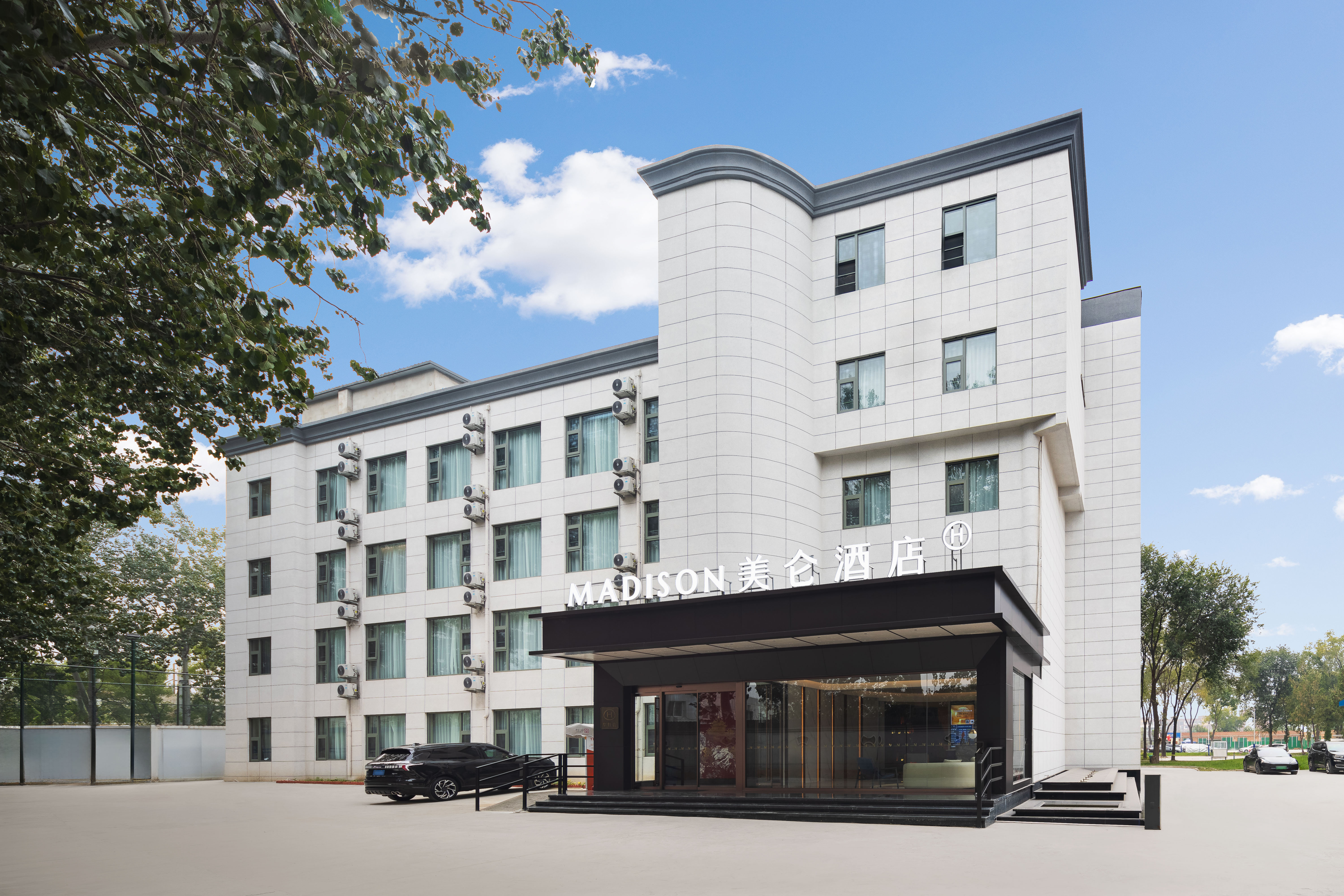 北京回龙观东大街美仑酒店